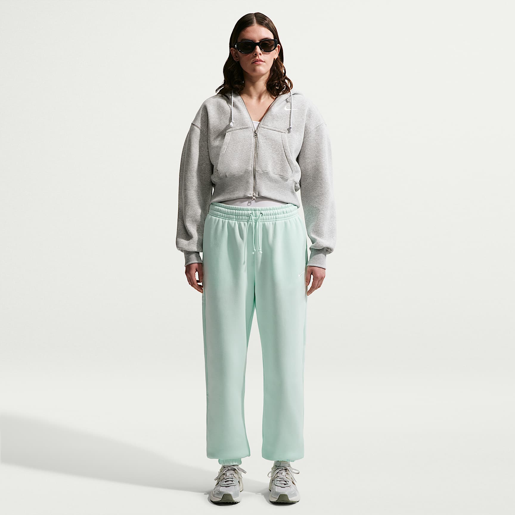 Nike Sportswear Phoenix Fleece Oversize-Trainingshose mit hohem Taillenbund für Damen