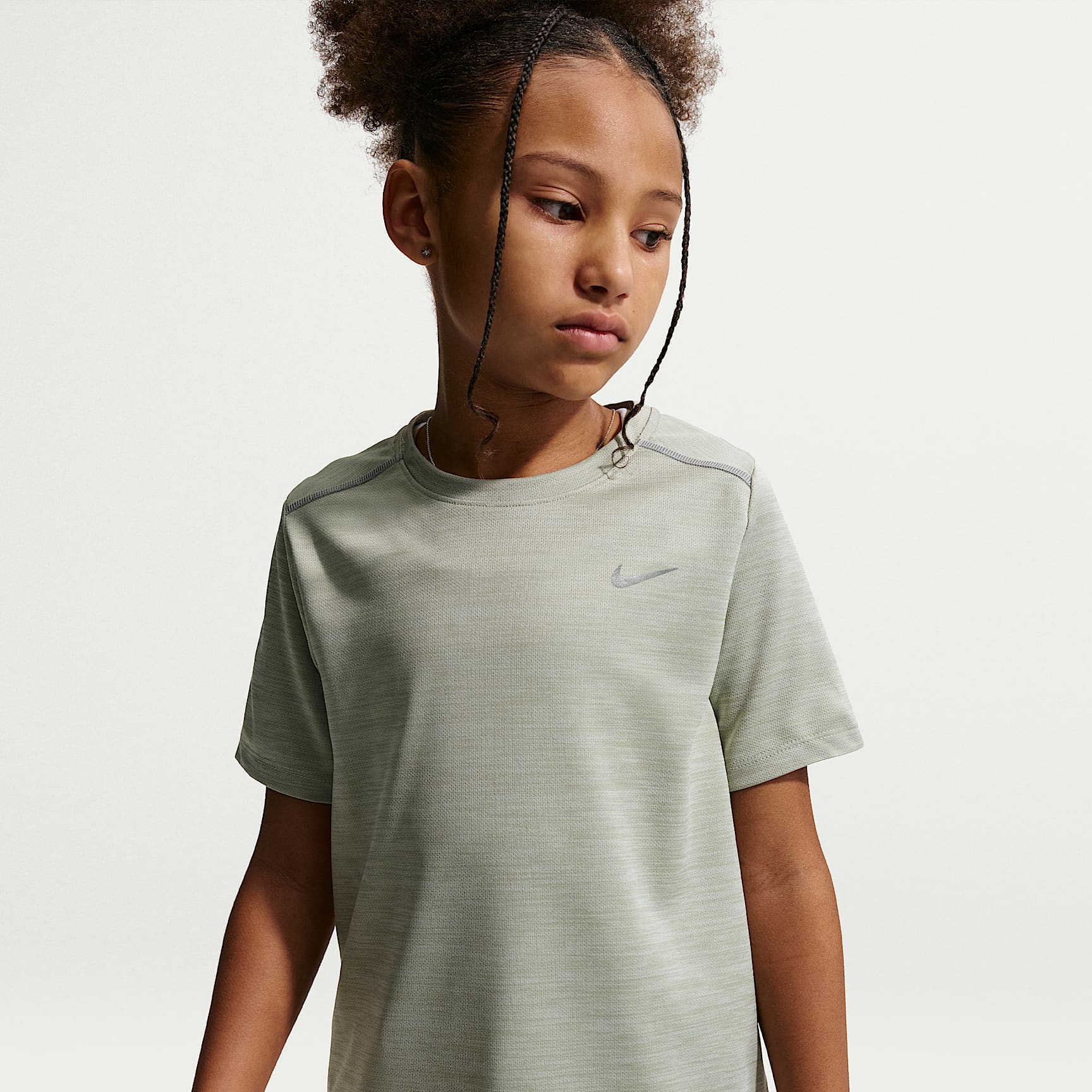 Nike Miler Older Kids' Dri-FIT Short-Sleeve Top