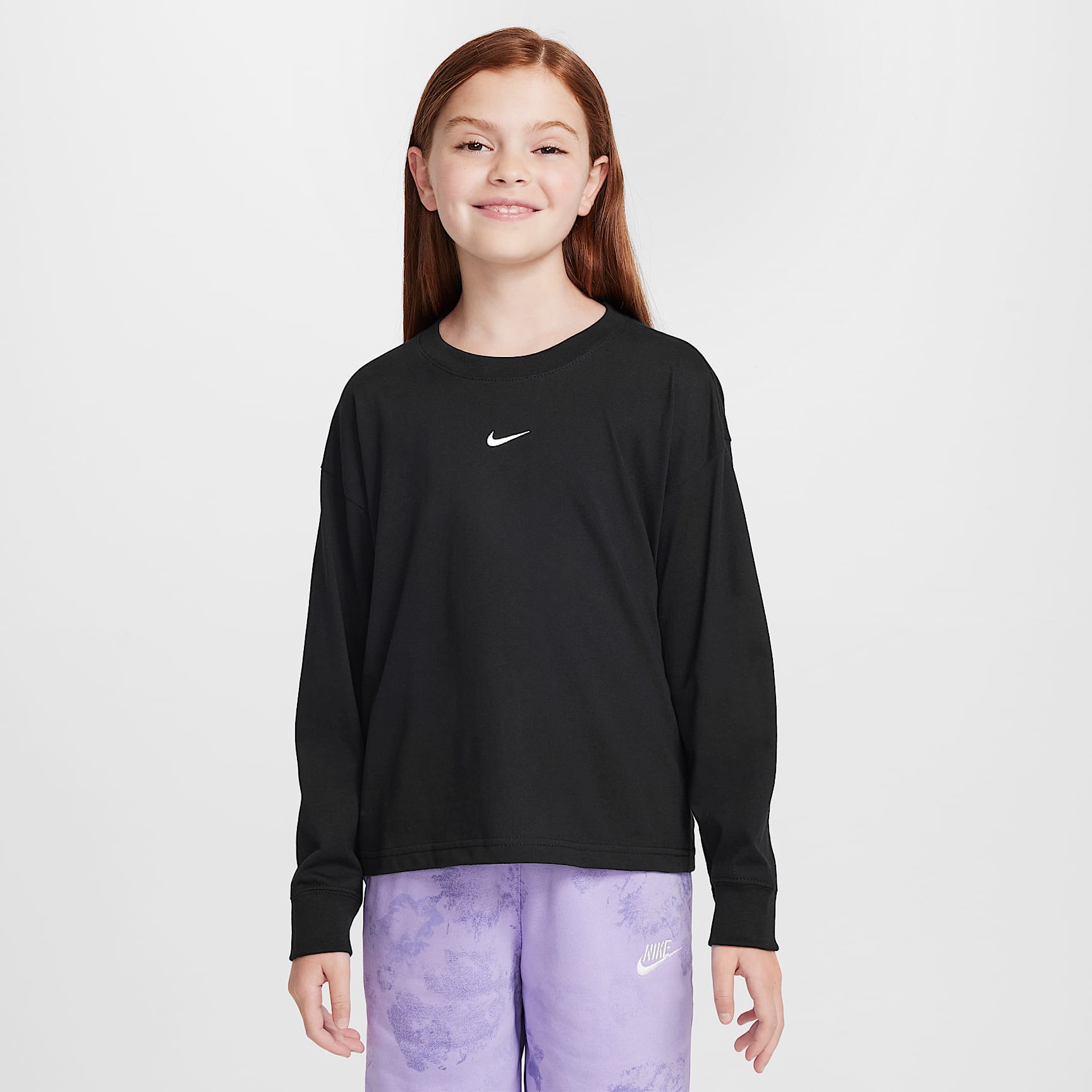 Nike Sportswear Essential Big Kids' (Girls') Long-Sleeve T-Shirt