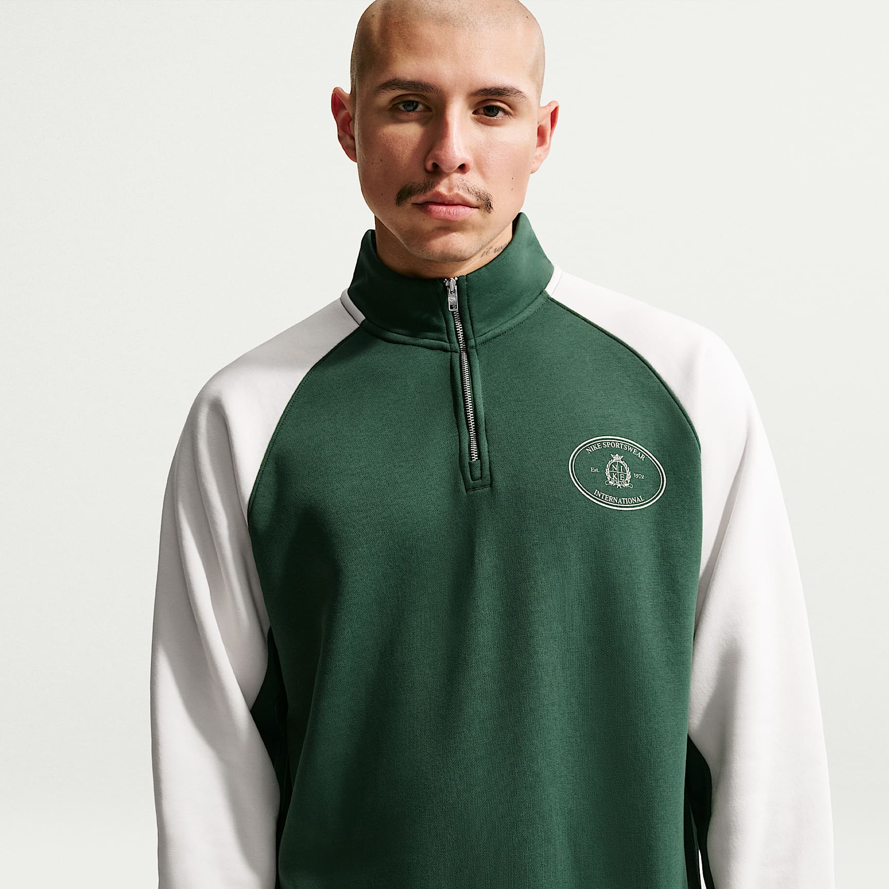 Nike Club Men's 1/2-Zip Fleece Top