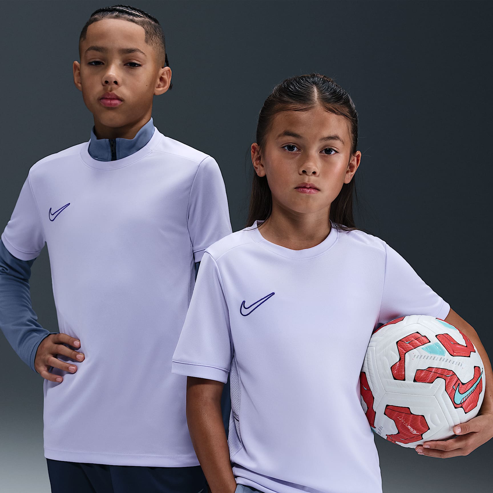 Nike Academy Dri-FIT Fußballoberteil (ältere Kinder)