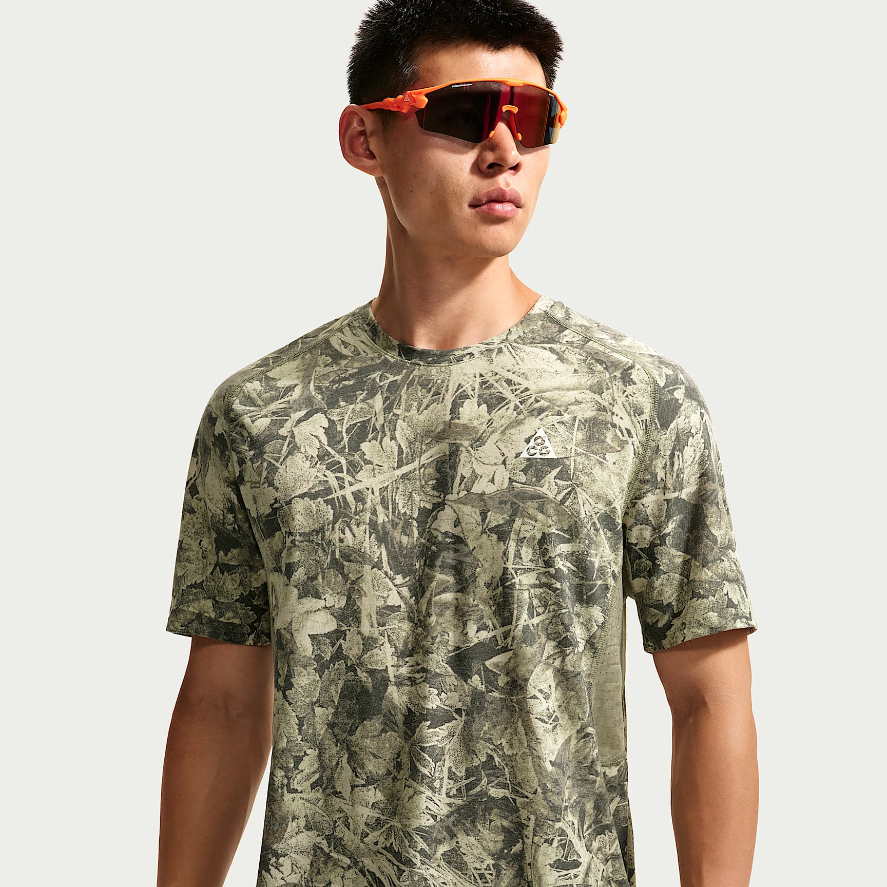 ACG "Solar Chase" 男款 Dri-FIT ADV 越野跑步上衣
