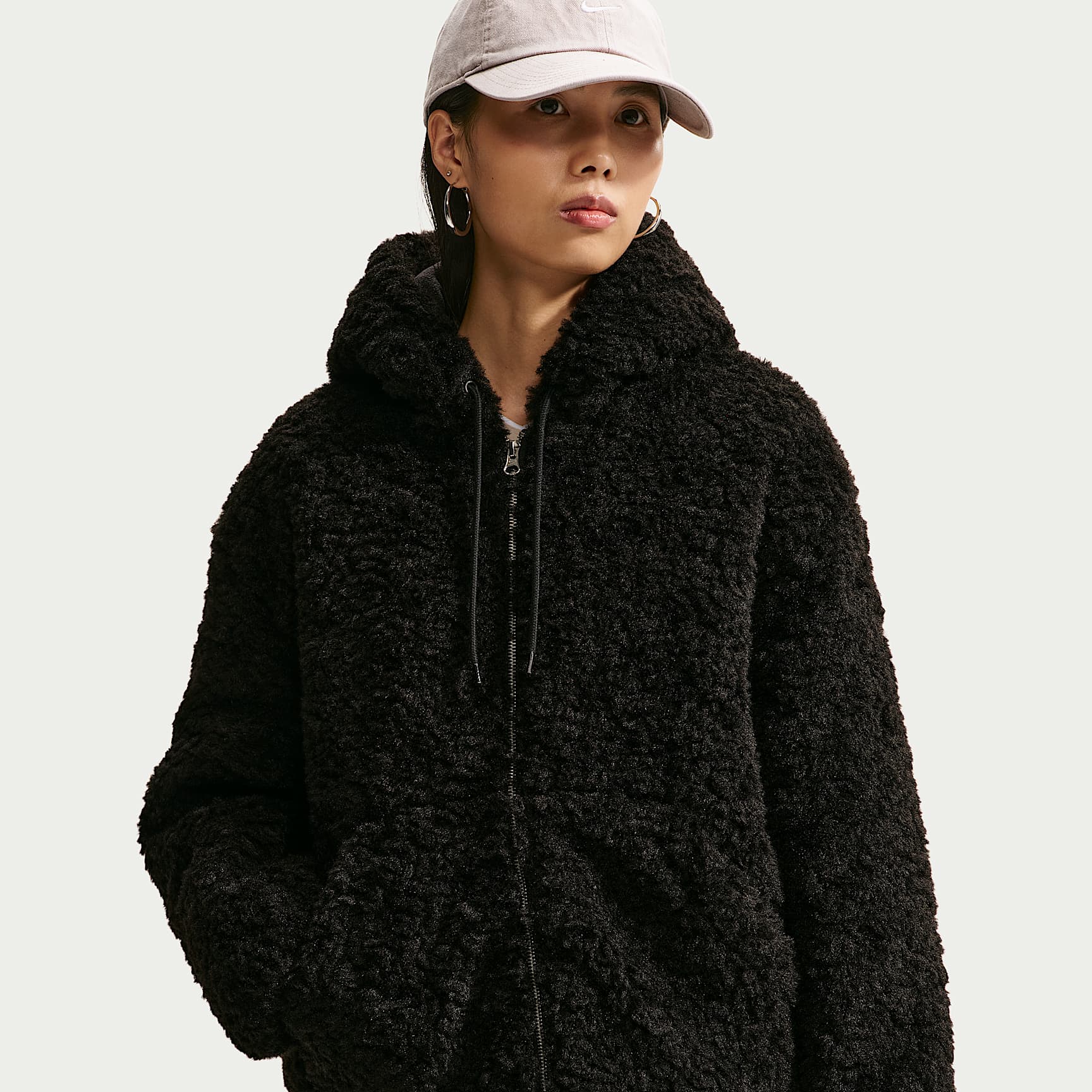 나이키 스포츠웨어 여성 루즈 써마 핏 하이파일 플리스 풀집 후드 재킷