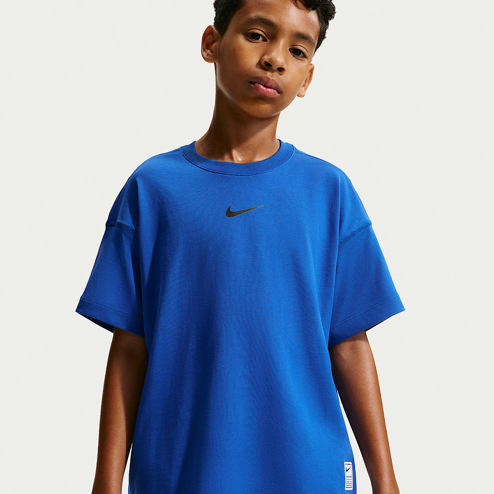 Playera de entrenamiento de manga corta Nike Pro Dri-FIT para niño talla grande