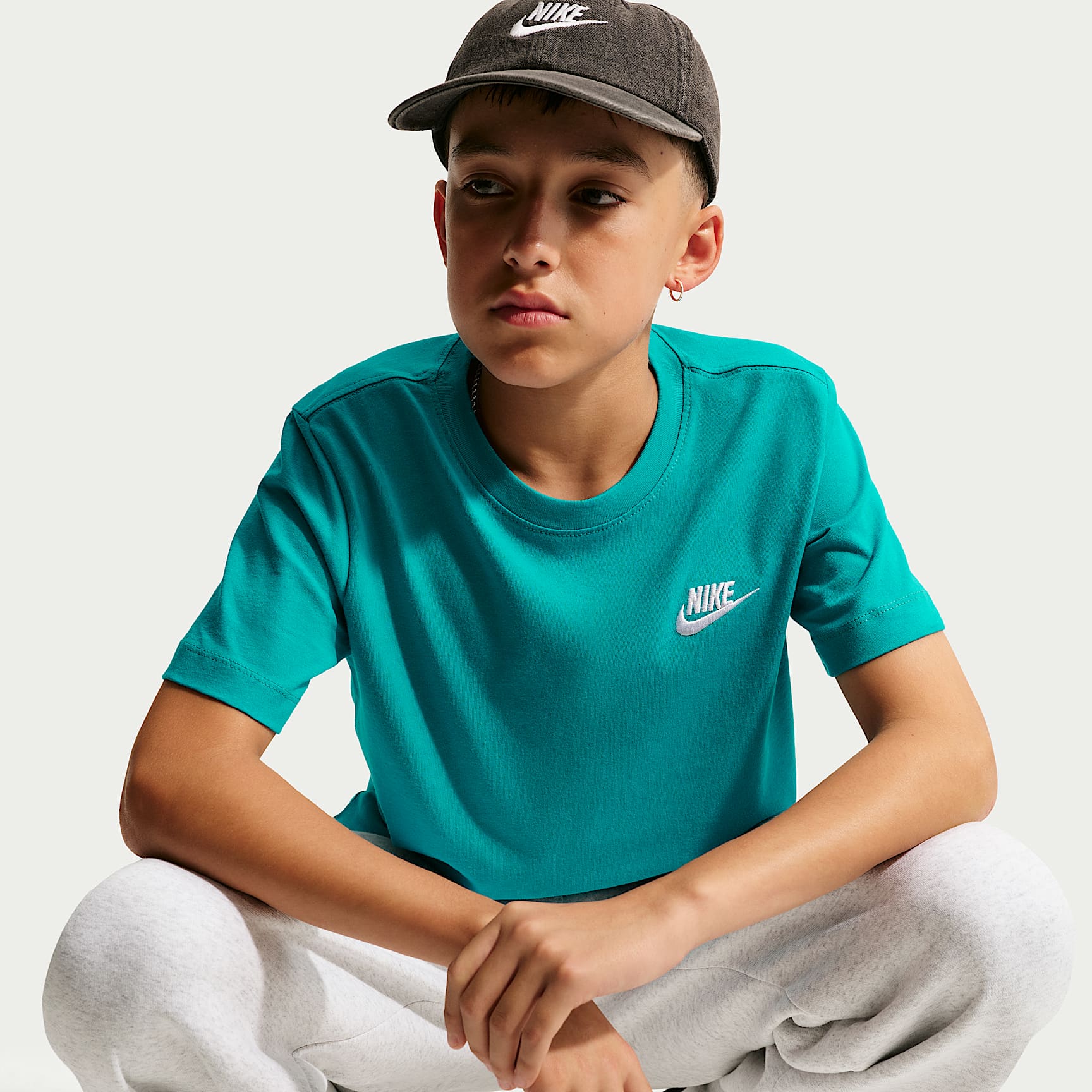Playera para niños talla grande Nike Sportswear