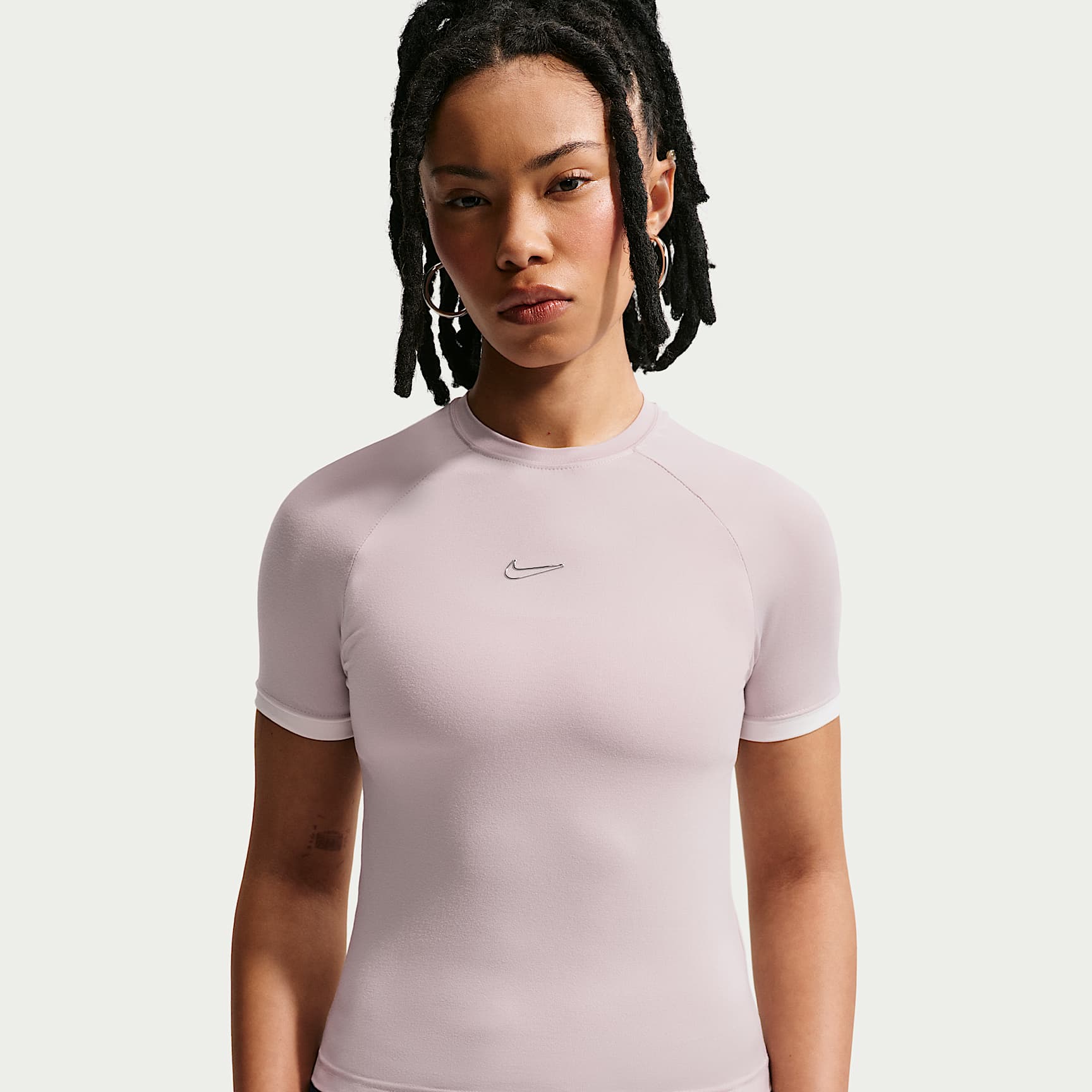 Haut slim à manches courtes Nike Sportswear pour femme