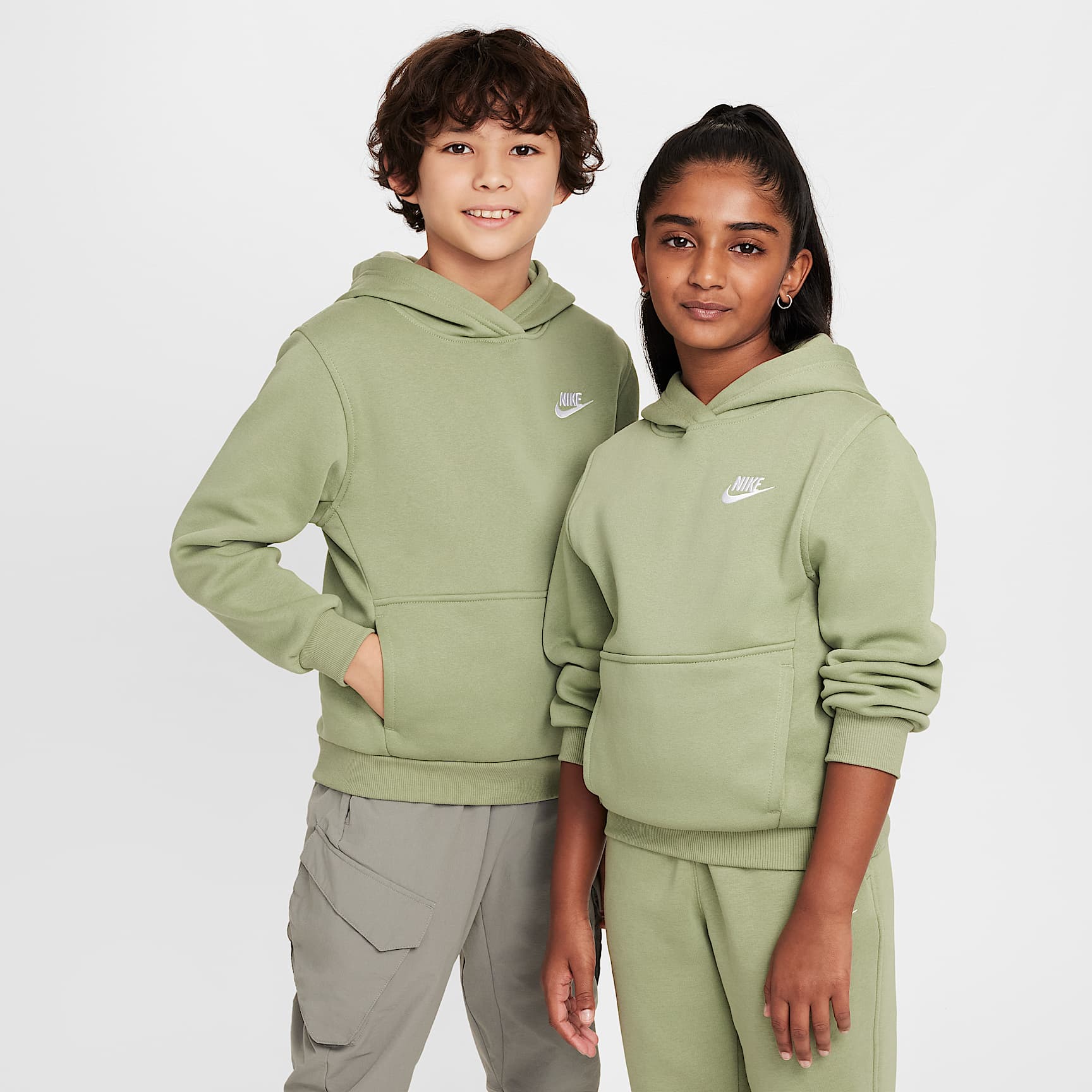 Nike Sportswear Club Fleece Big Kids' Pullover Hoodie