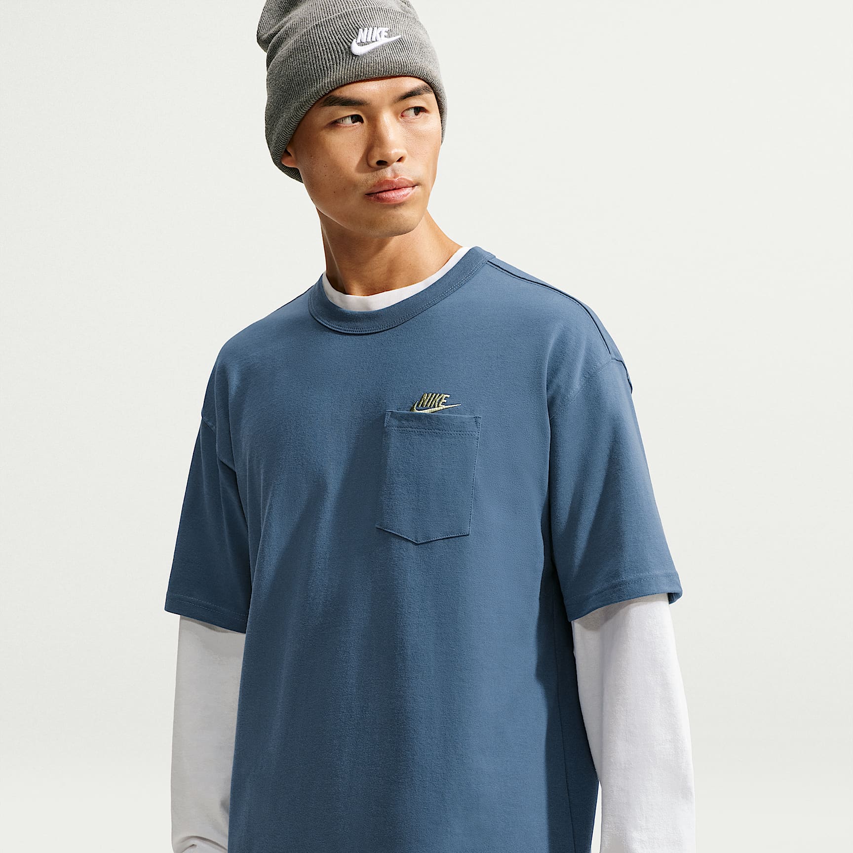 Nike Sportswear Premium Essentials Men's T-Shirt