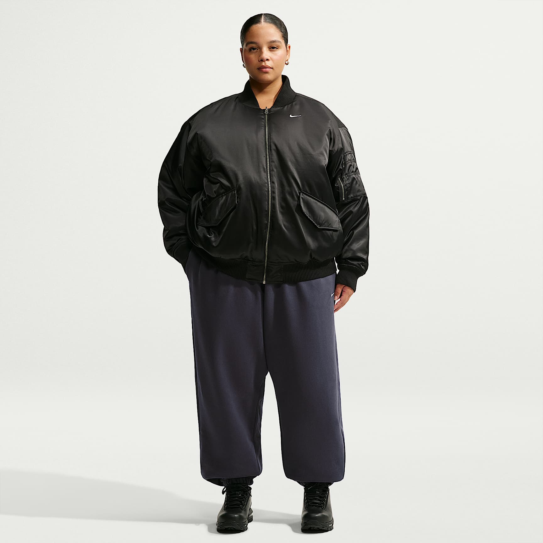 Pants de tiro alto oversized con puño para mujer (talla grande) Nike Studio Fleece Medium Weight