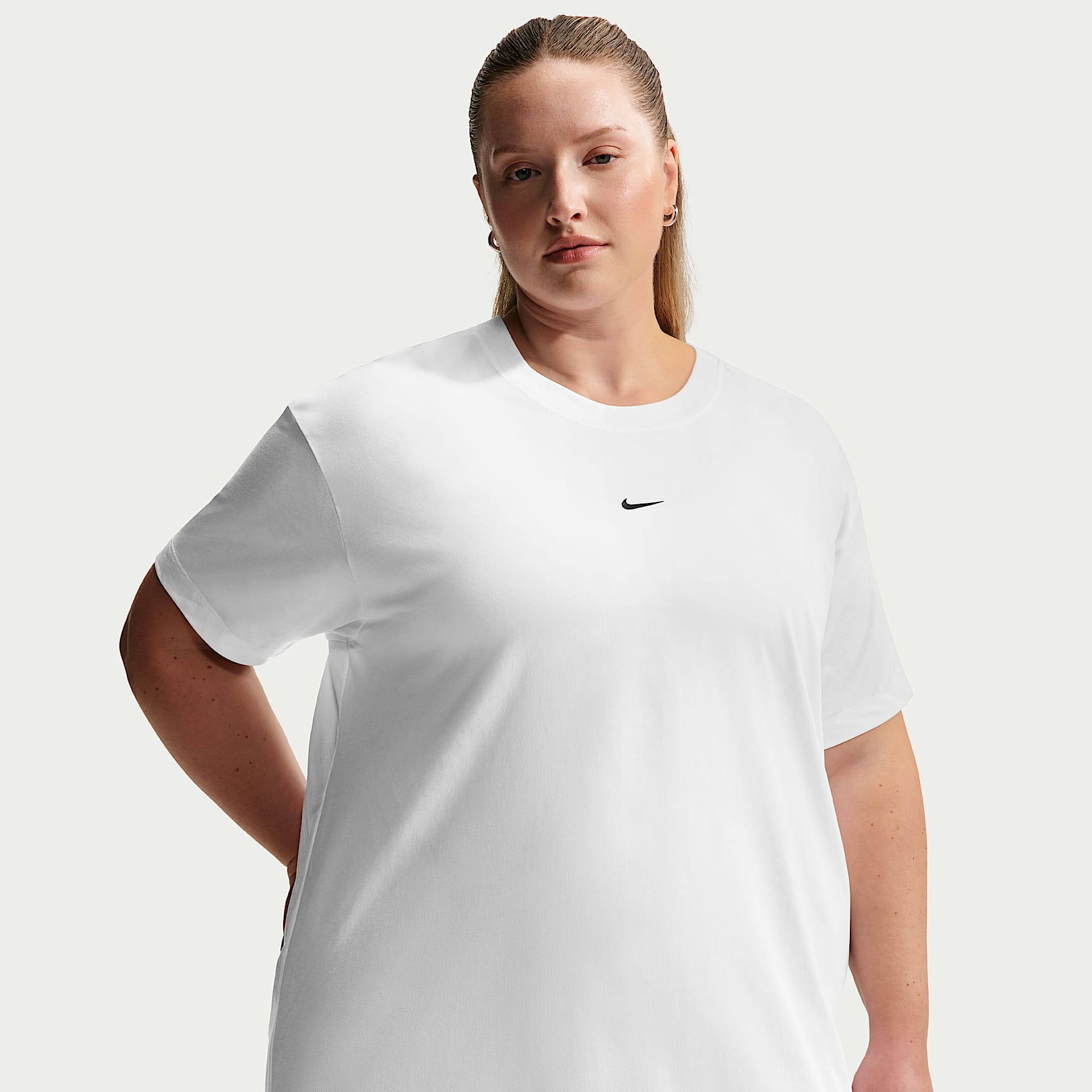 Nike Sportswear Classic Women's Oversized Short-Sleeve T-Shirt (Plus Size)