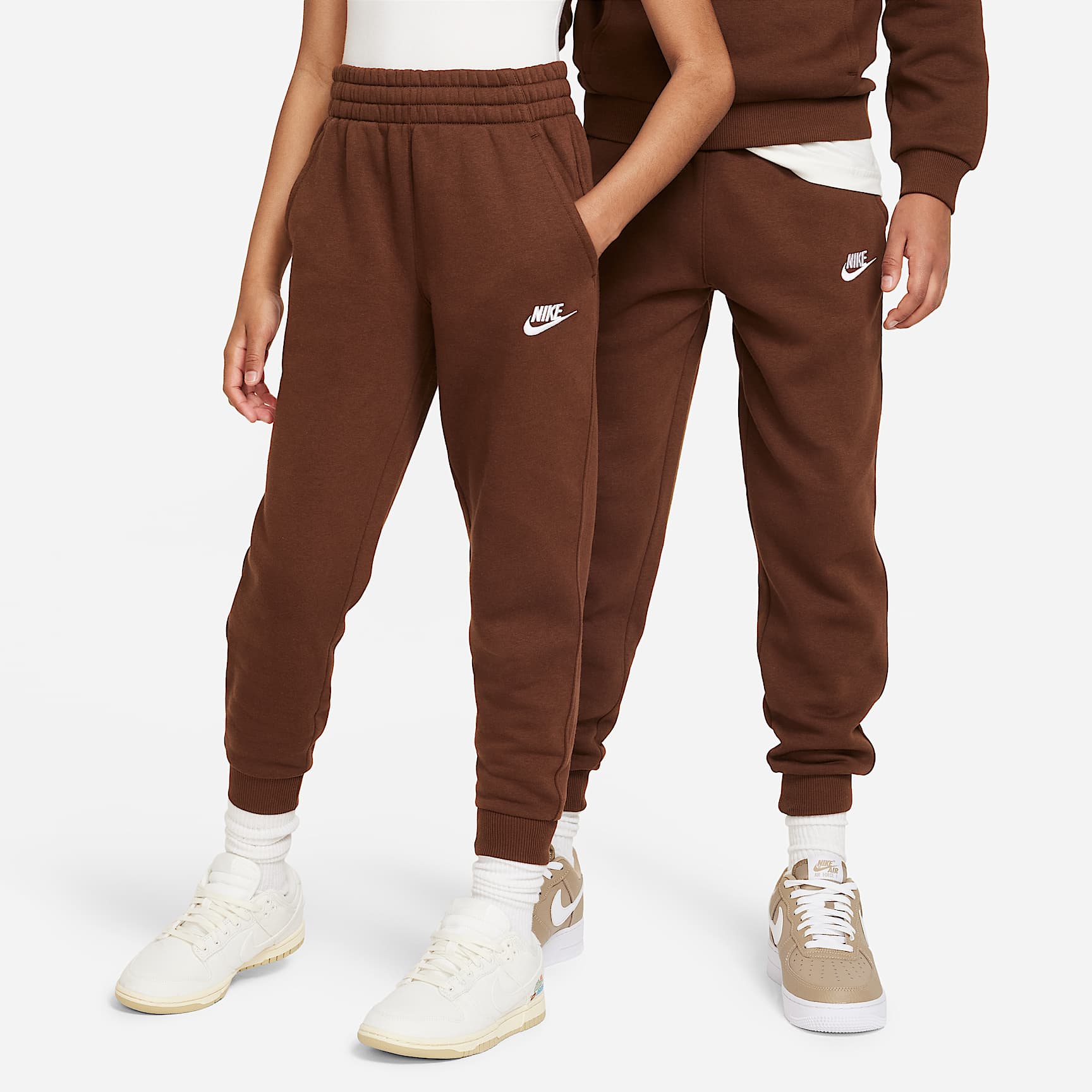 Joggers Nike Sportswear Club Fleece para niños talla grande