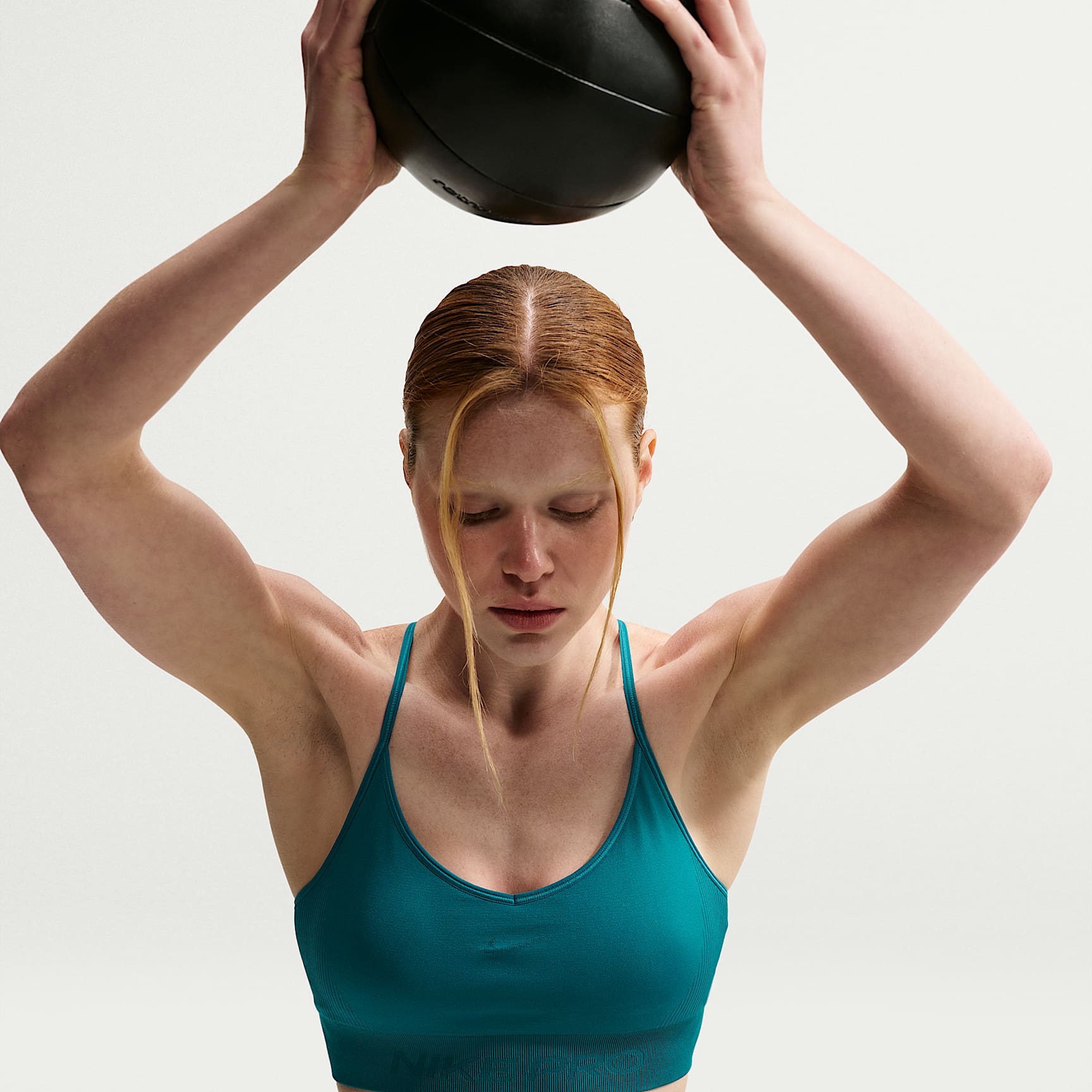 Nike Pro Seamless Women's Light-Support Padded Sports Bra