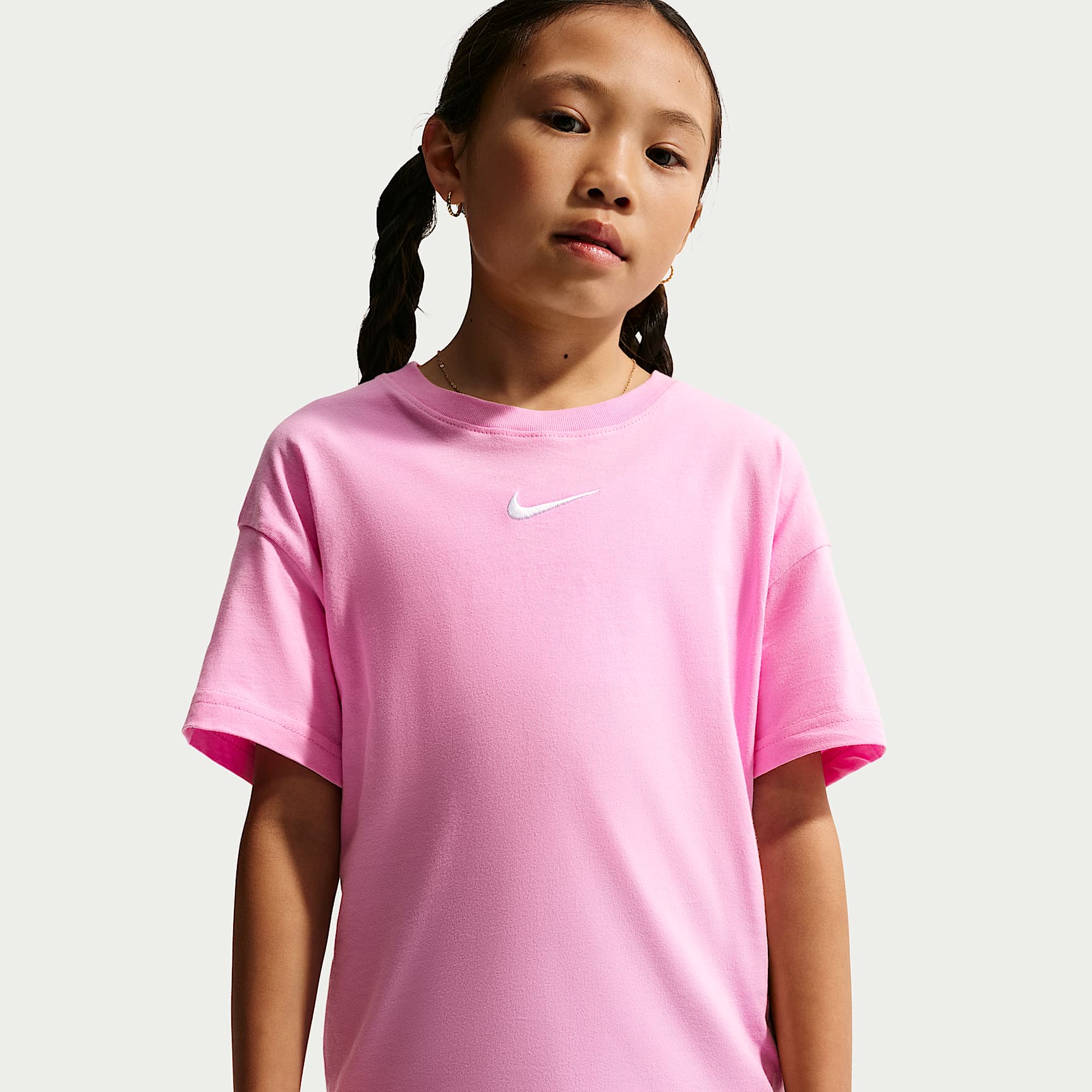 Playera para niña talla grande Nike Sportswear Essential
