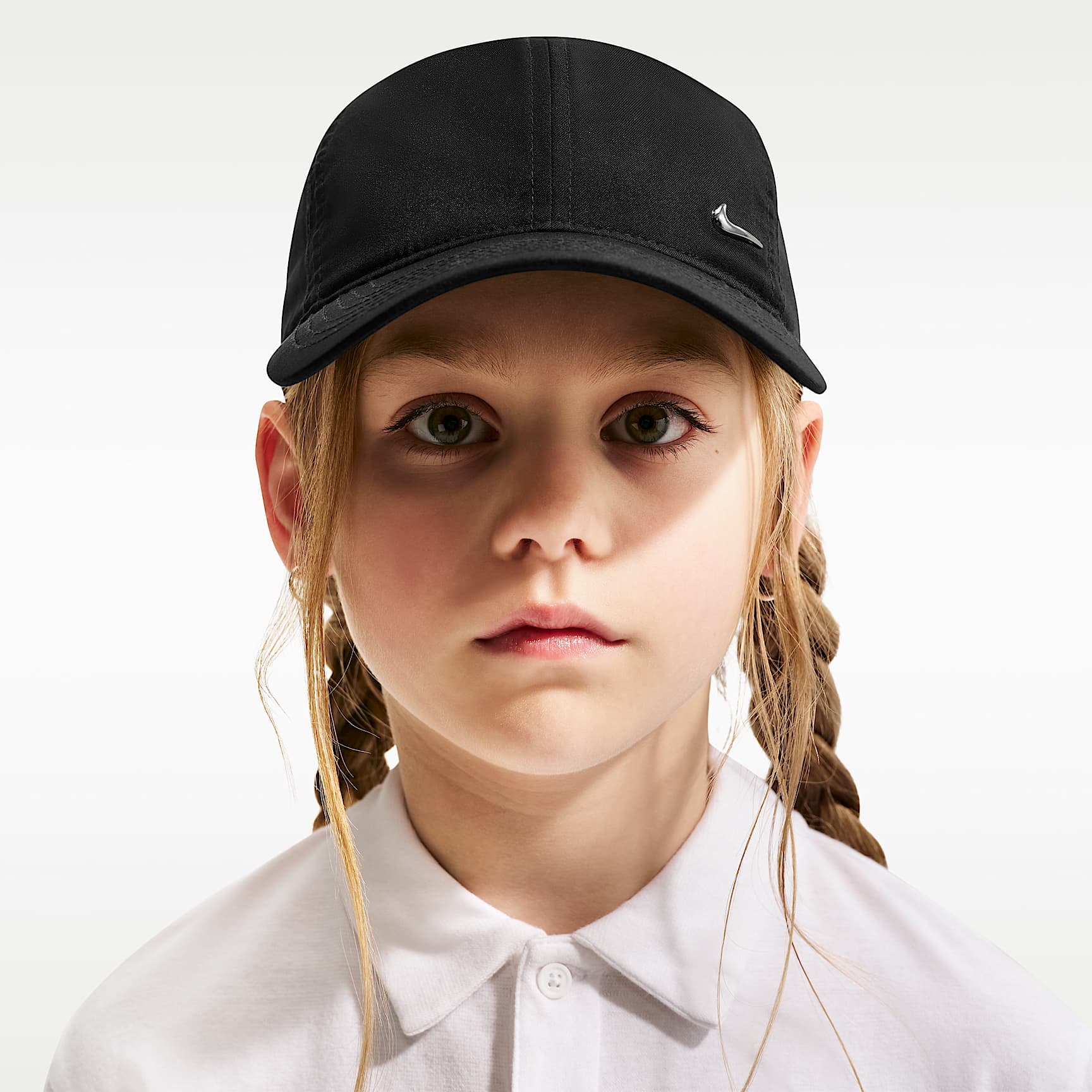 Nike Younger Kids' Dri-FIT Metal Swoosh Club Cap