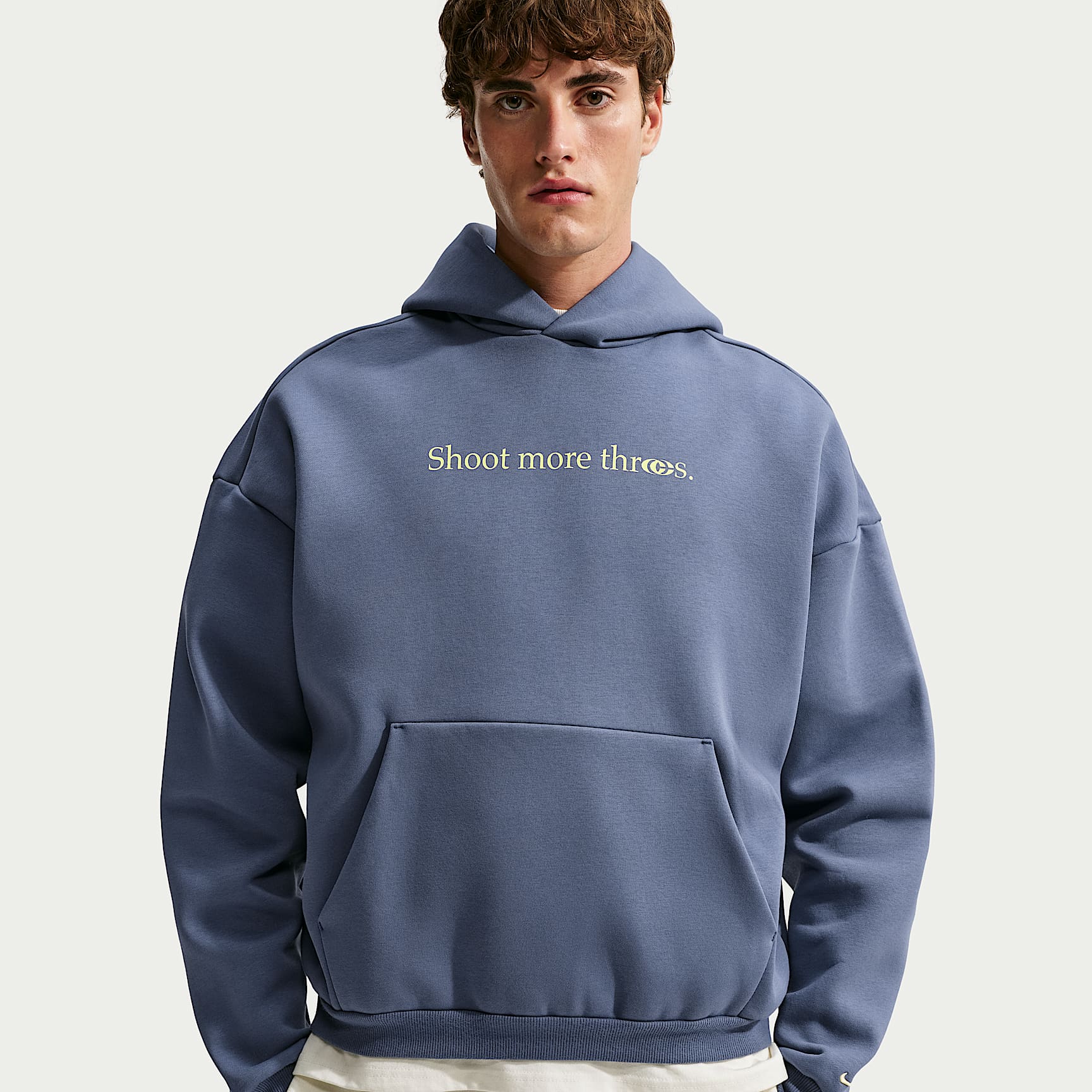 Caitlin Clark Standard Issue Men's Therma-FIT Brushed Basketball Pullover Hoodie