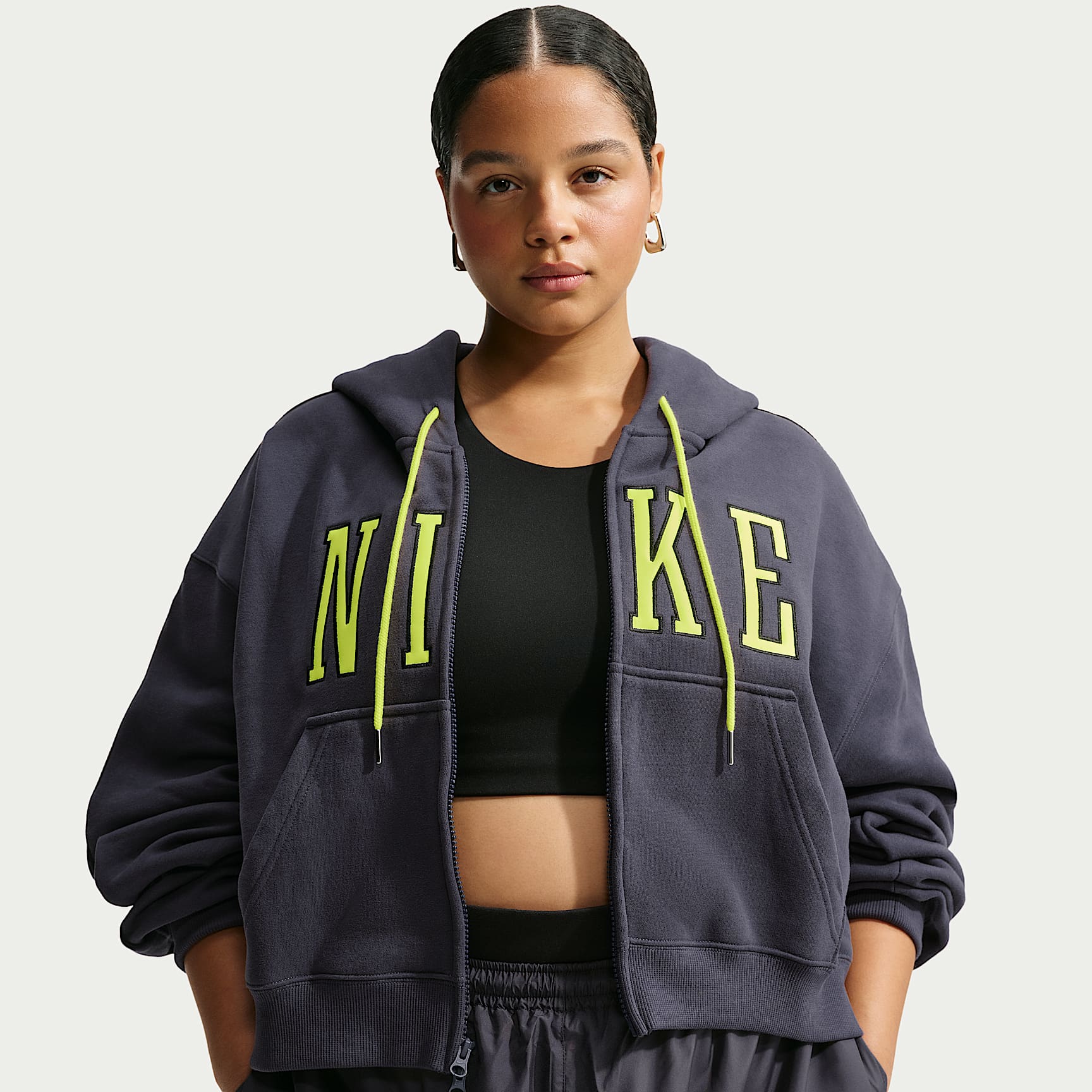 Nike Studio Fleece Medium Weight Women's Oversized Full-Zip Cropped Hoodie (Plus Size)