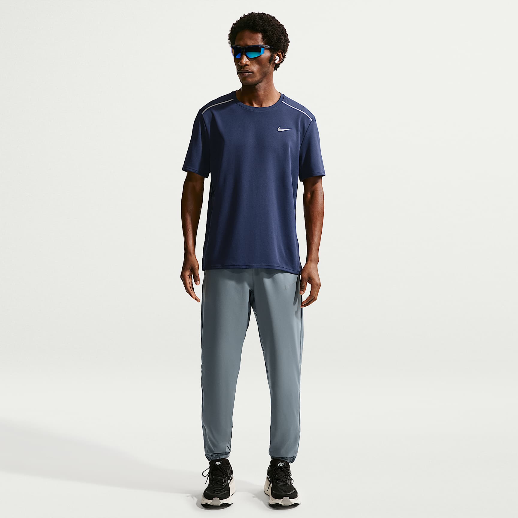 Ανδρικό υφαντό παντελόνι Dri-FIT Nike Miler για τρέξιμο