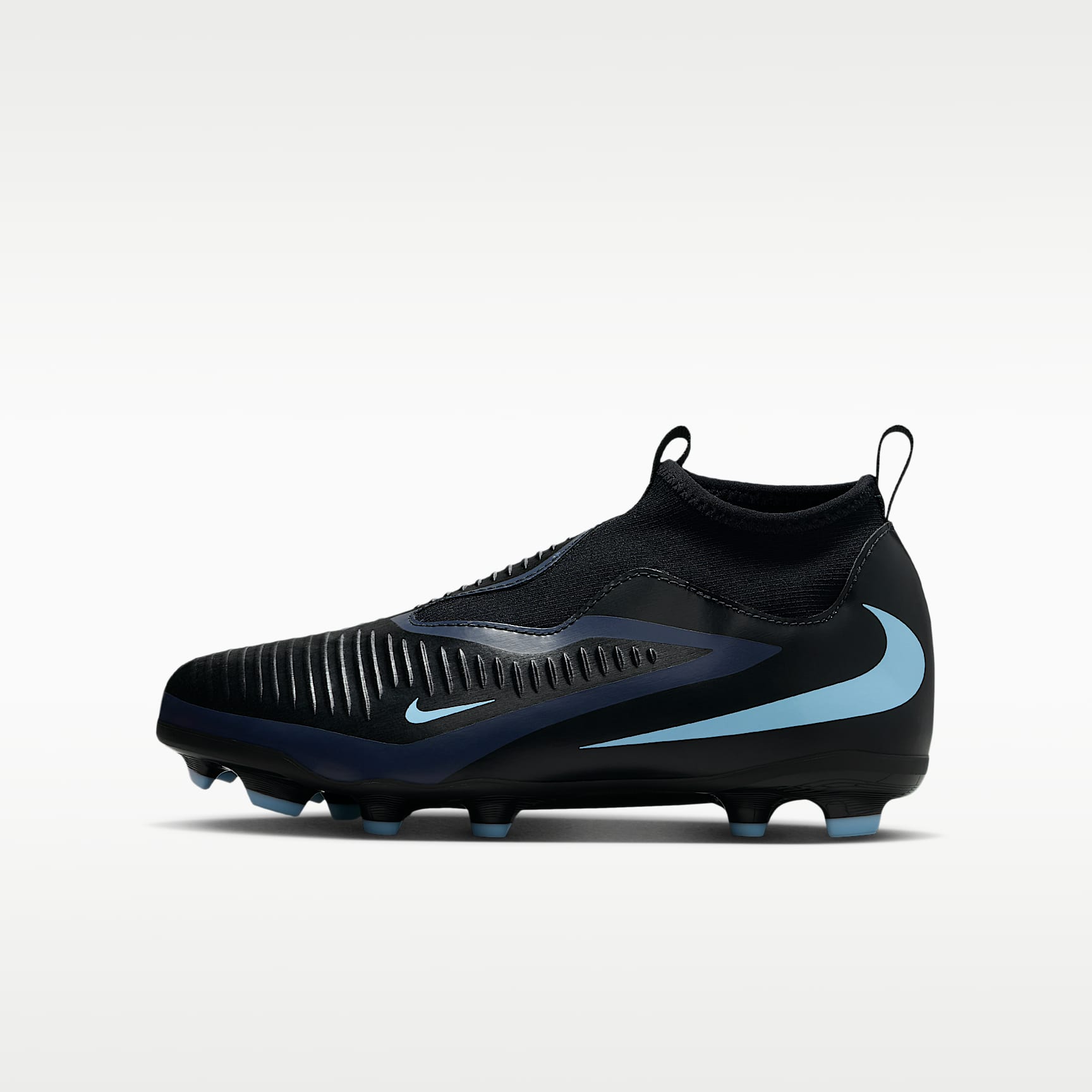 Nike Jr. Phantom 6 High Academy Older Kids' Multi-Ground Football Boot