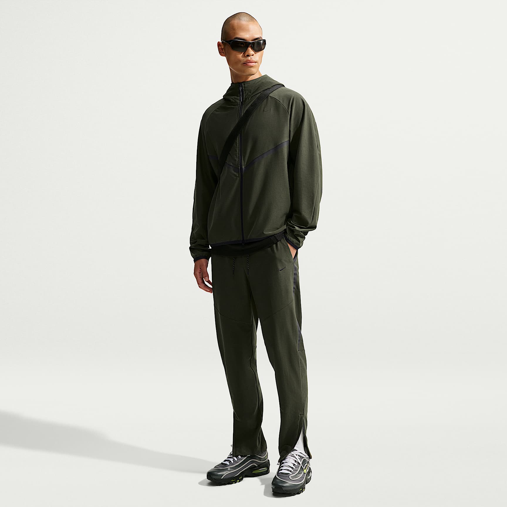 Nike Tech Men's Dri-FIT Shori Knit Pants