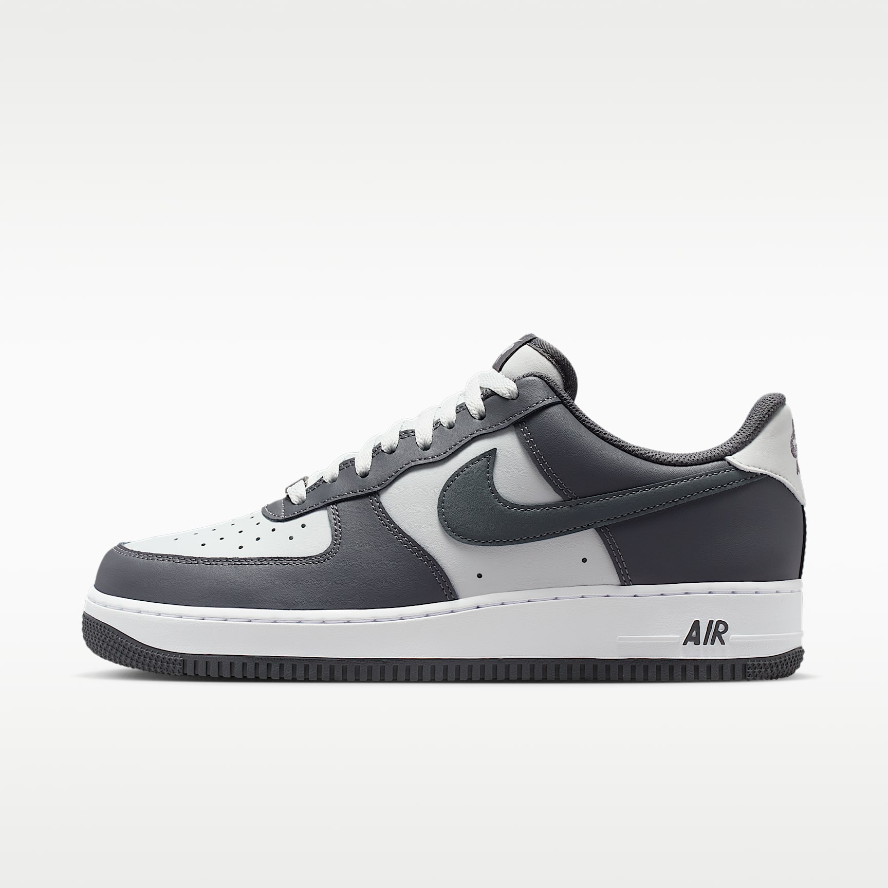 Nike Air Force 1 '07 Men's Shoes