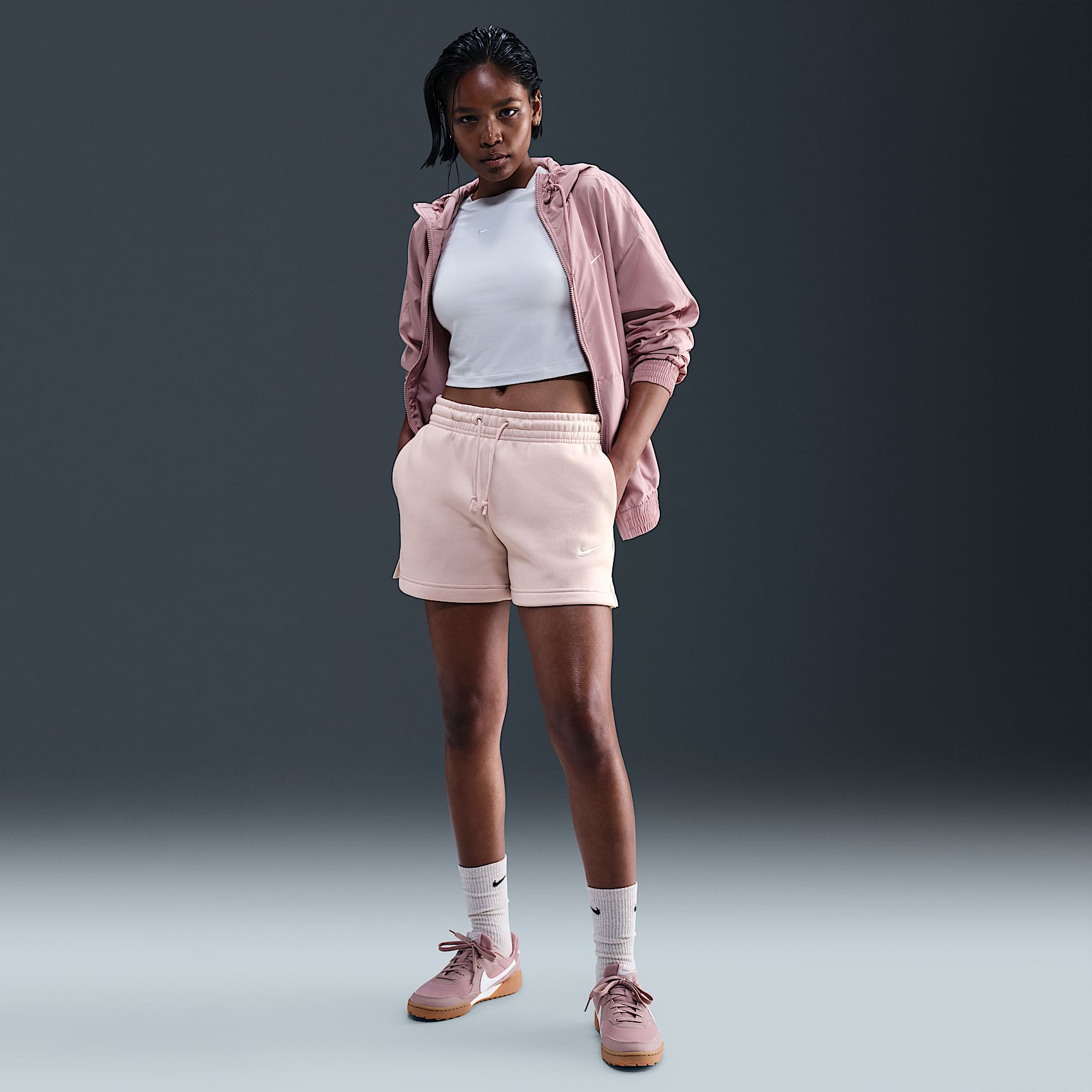Shorts de tiro medio de 10 cm para mujer Nike Sportswear Phoenix Fleece
