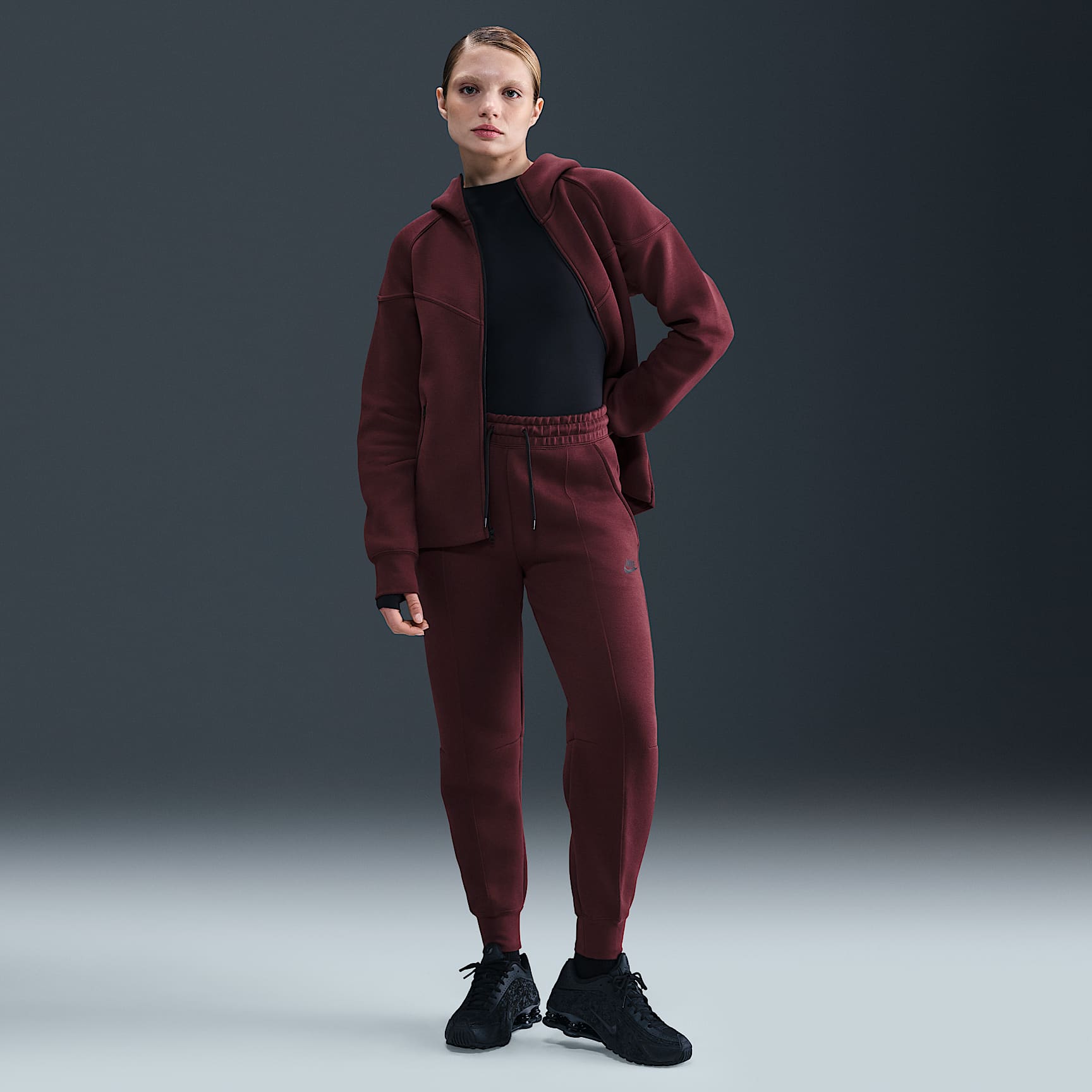 Joggers de tiro medio para mujer Nike Sportswear Tech Fleece