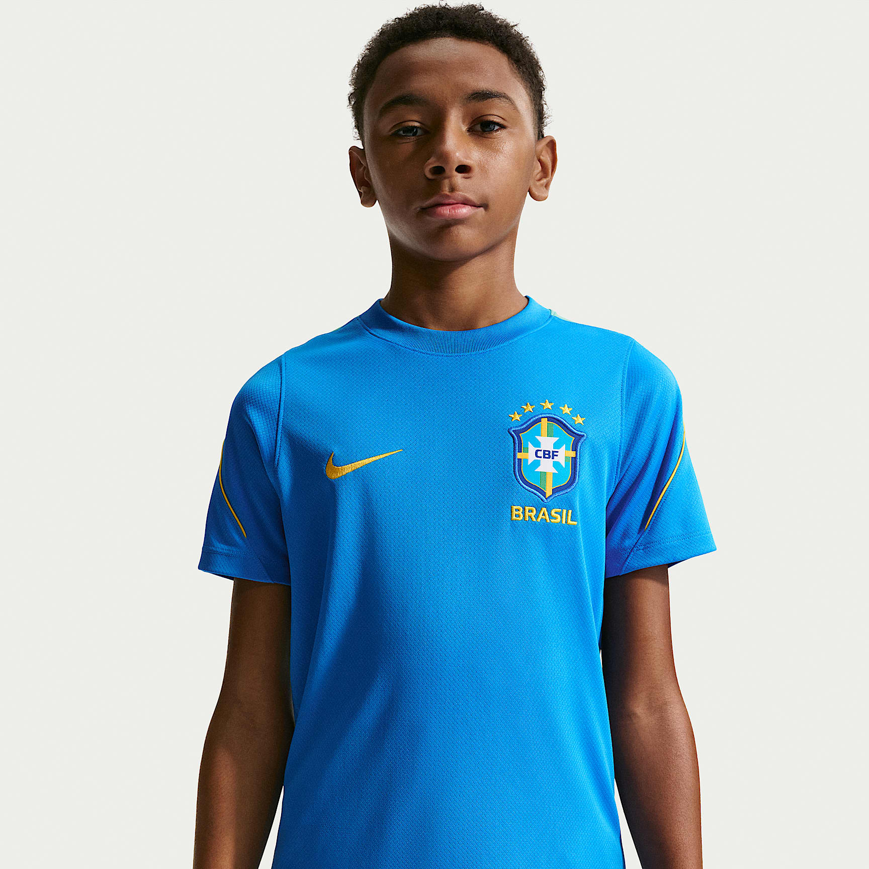 Brazil Strike Big Kids' Nike Soccer Dri-FIT Short-Sleeve Top