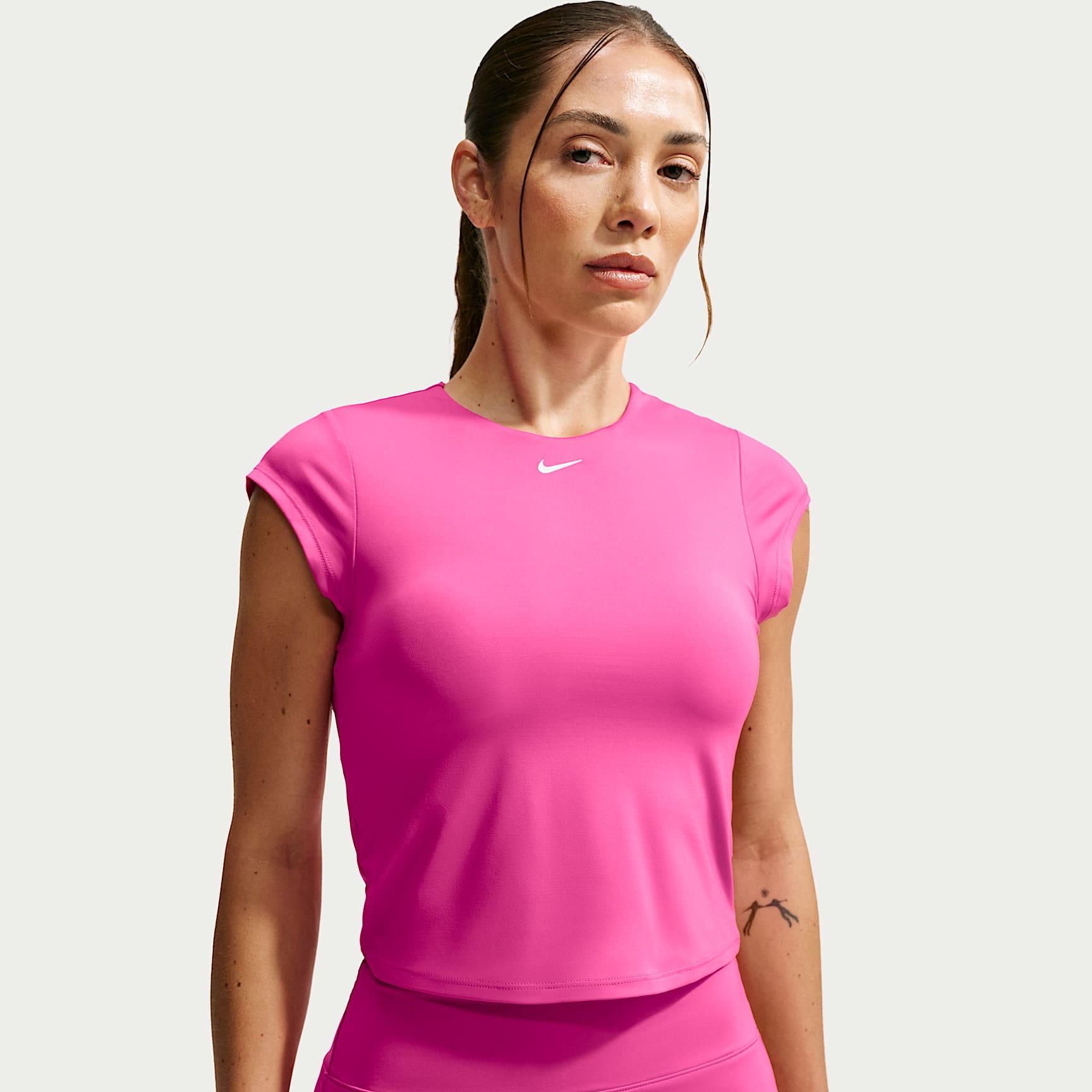 Nike Swim Effortless Essential Women's Cap Sleeve Swim Top