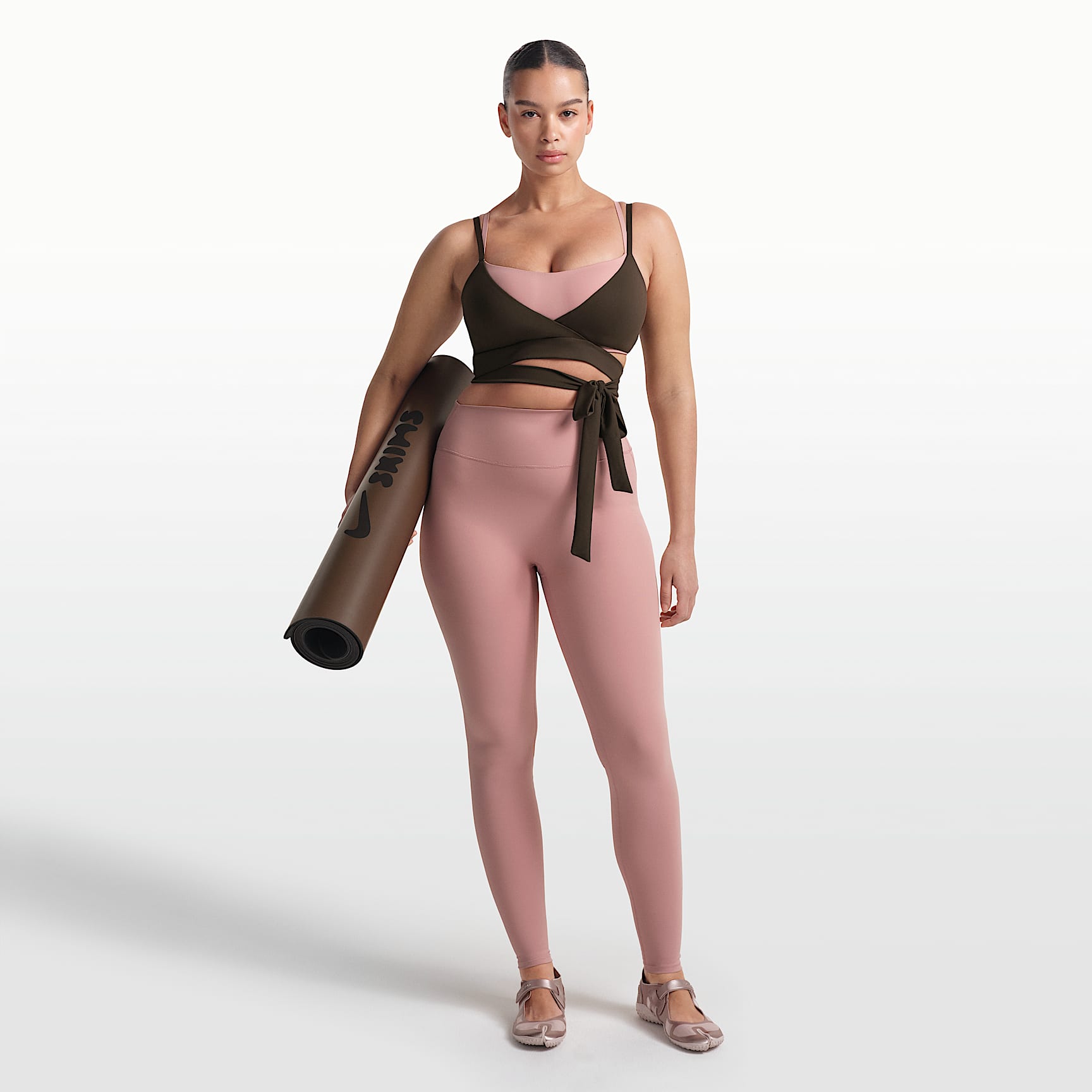 Leggings de tiro alto de 74 cm para mujer NikeSKIMS Matte