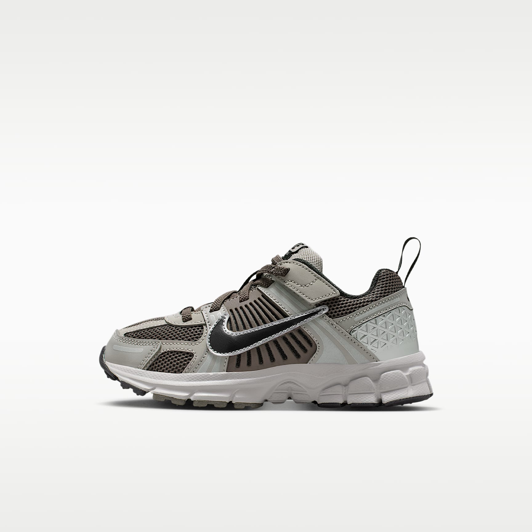 나이키 보메로 5 반사 디자인 액센트 리틀키즈 신발