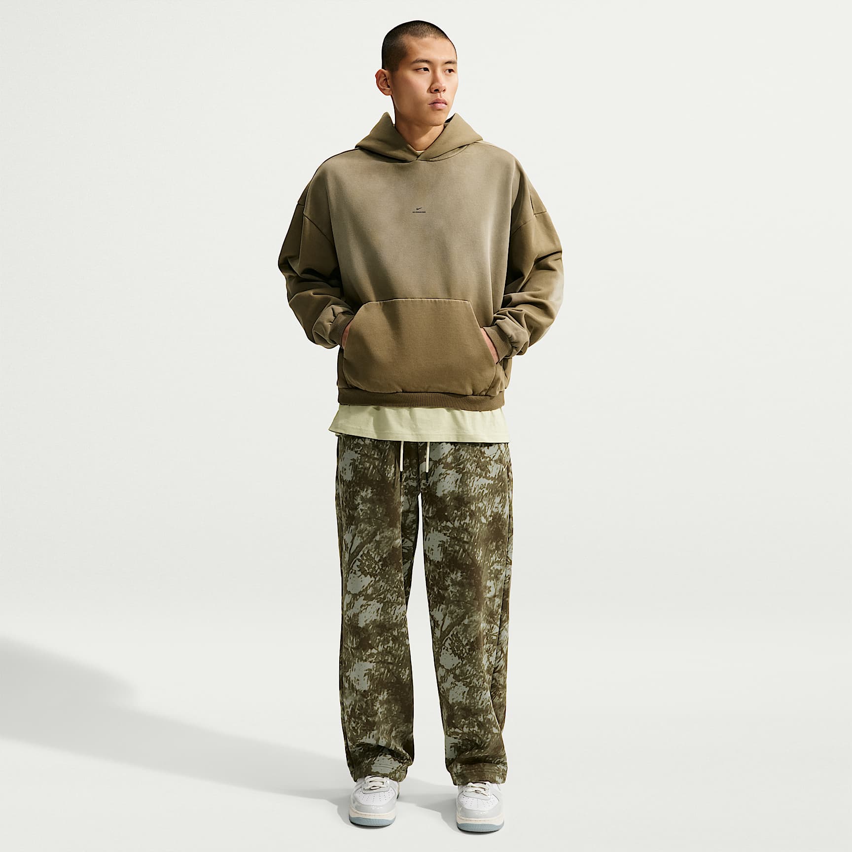 Nike Standard Issue Men's Brushed Open Hem Basketball Pants