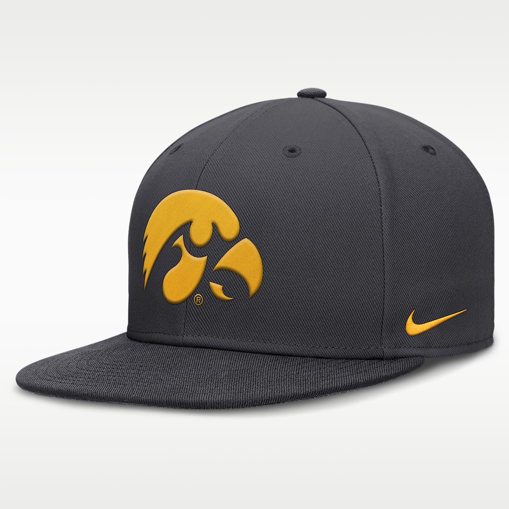 Iowa Pro Men's Nike Dri-FIT College Fitted Hat