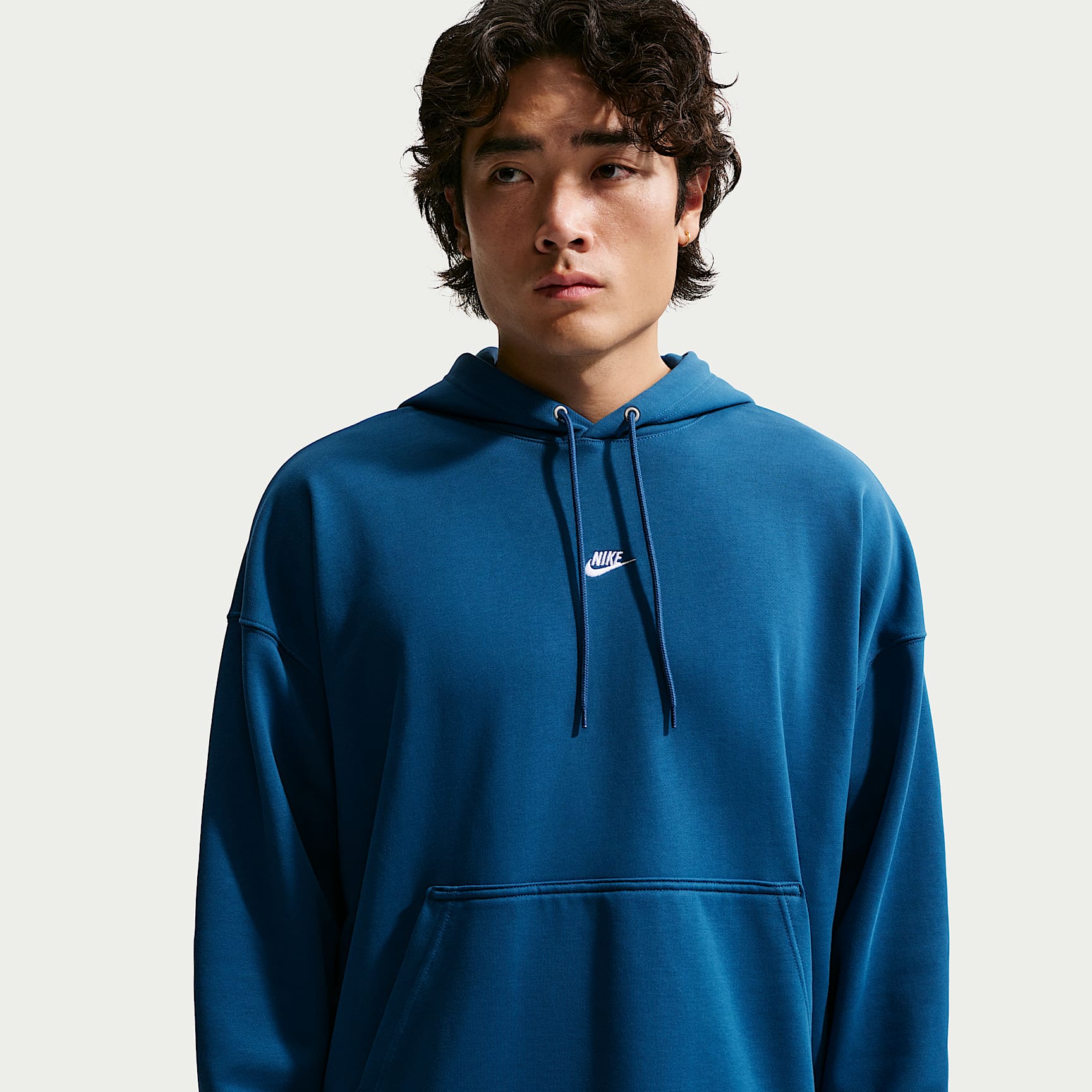 Nike Sportswear Club Men's Oversized French Terry Pullover Hoodie
