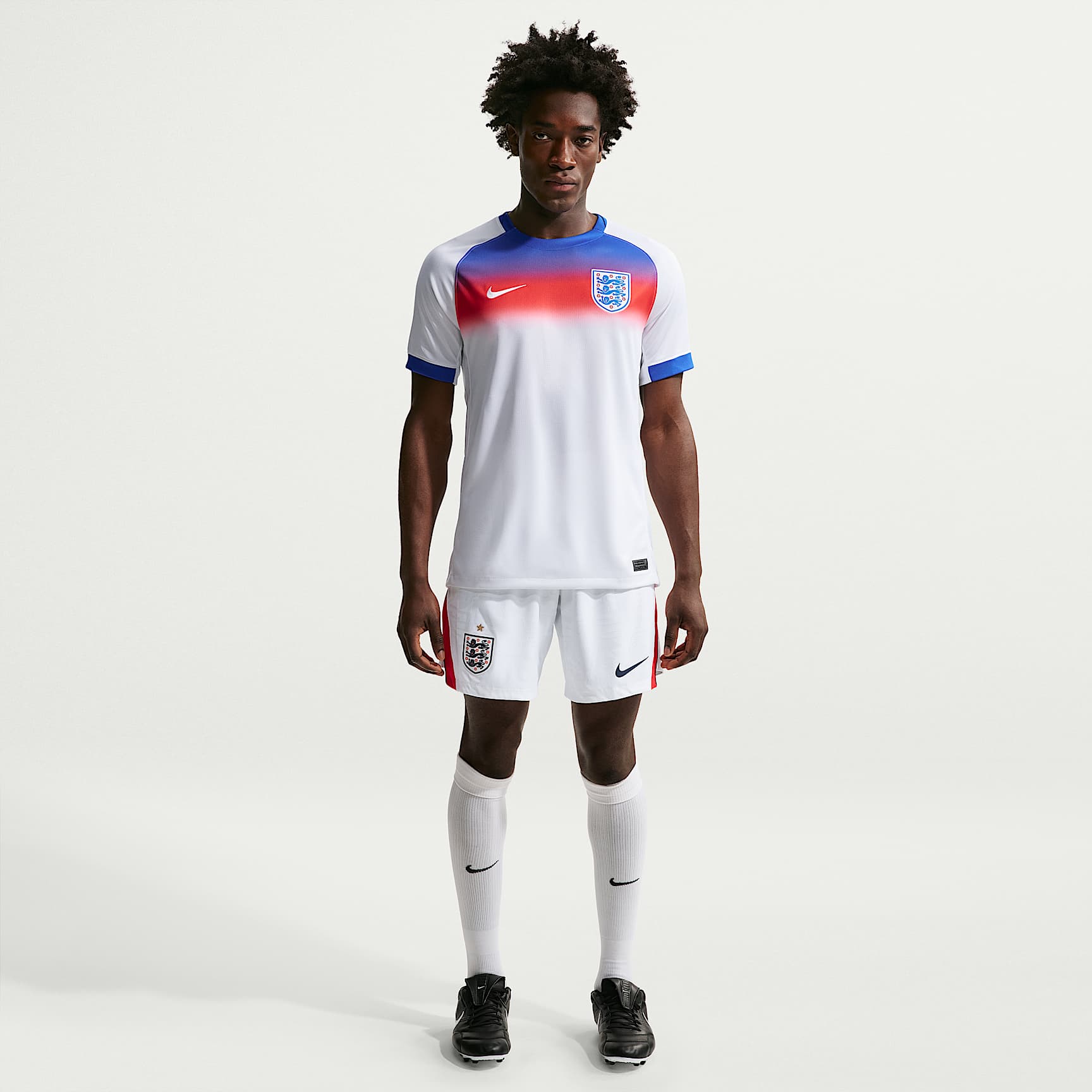 Shorts de fútbol Nike Aero-FIT auténticos para hombre England Match local 2026/27