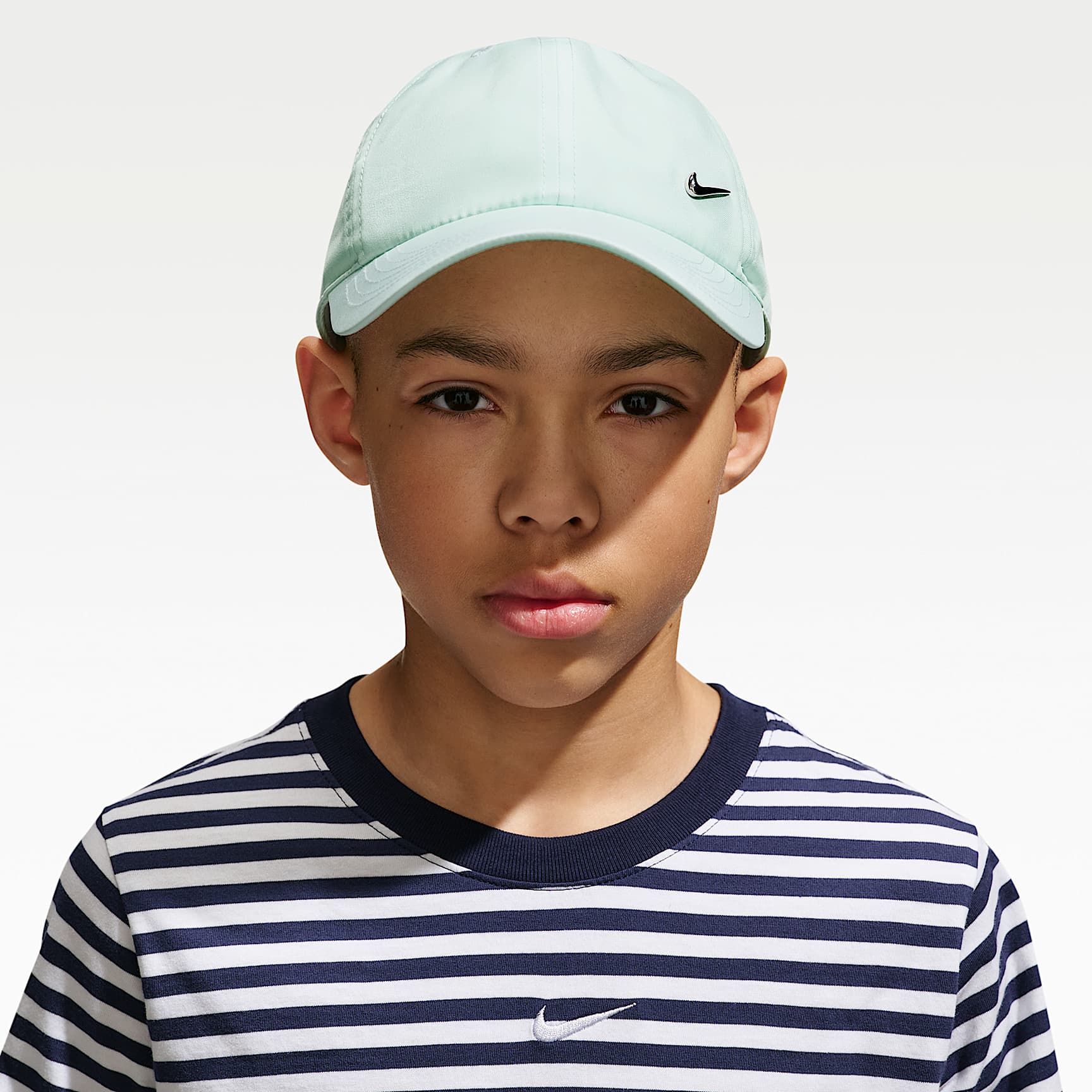 Nike Dri-FIT Club Kids' Unstructured Metal Swoosh Cap