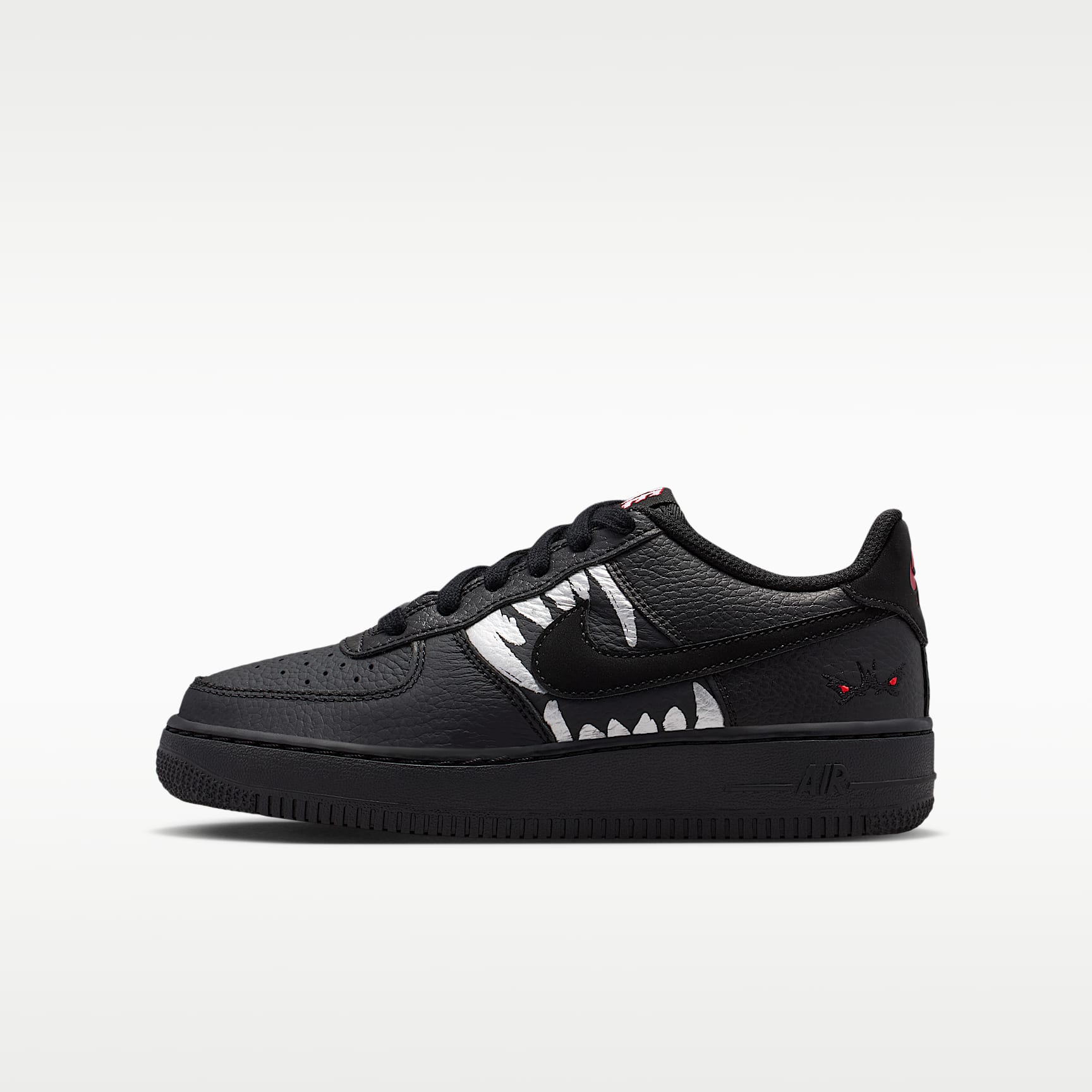 Nike Air Force 1 LV8 Older Kids' Shoes