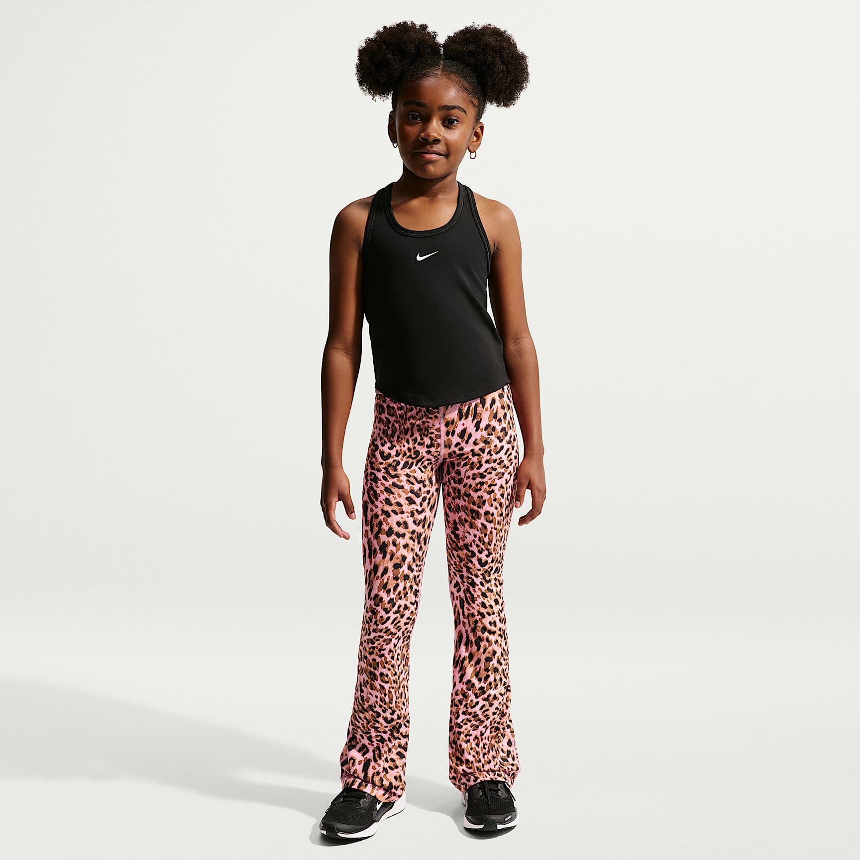 Nike One Older Kids' (Girls') Dri-FIT Flared Leggings