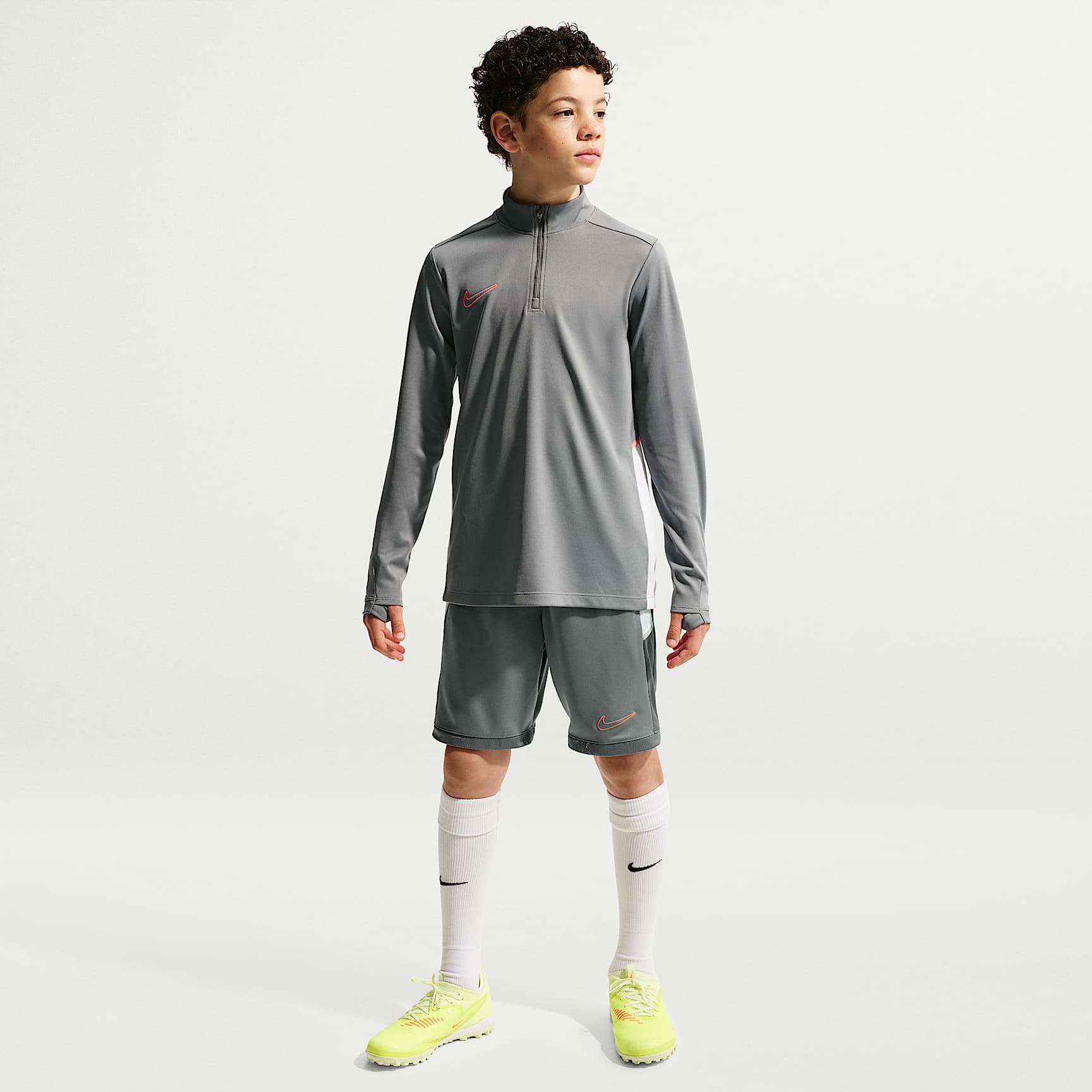 Nike Academy Big Kids' Dri-FIT Soccer Knit Shorts