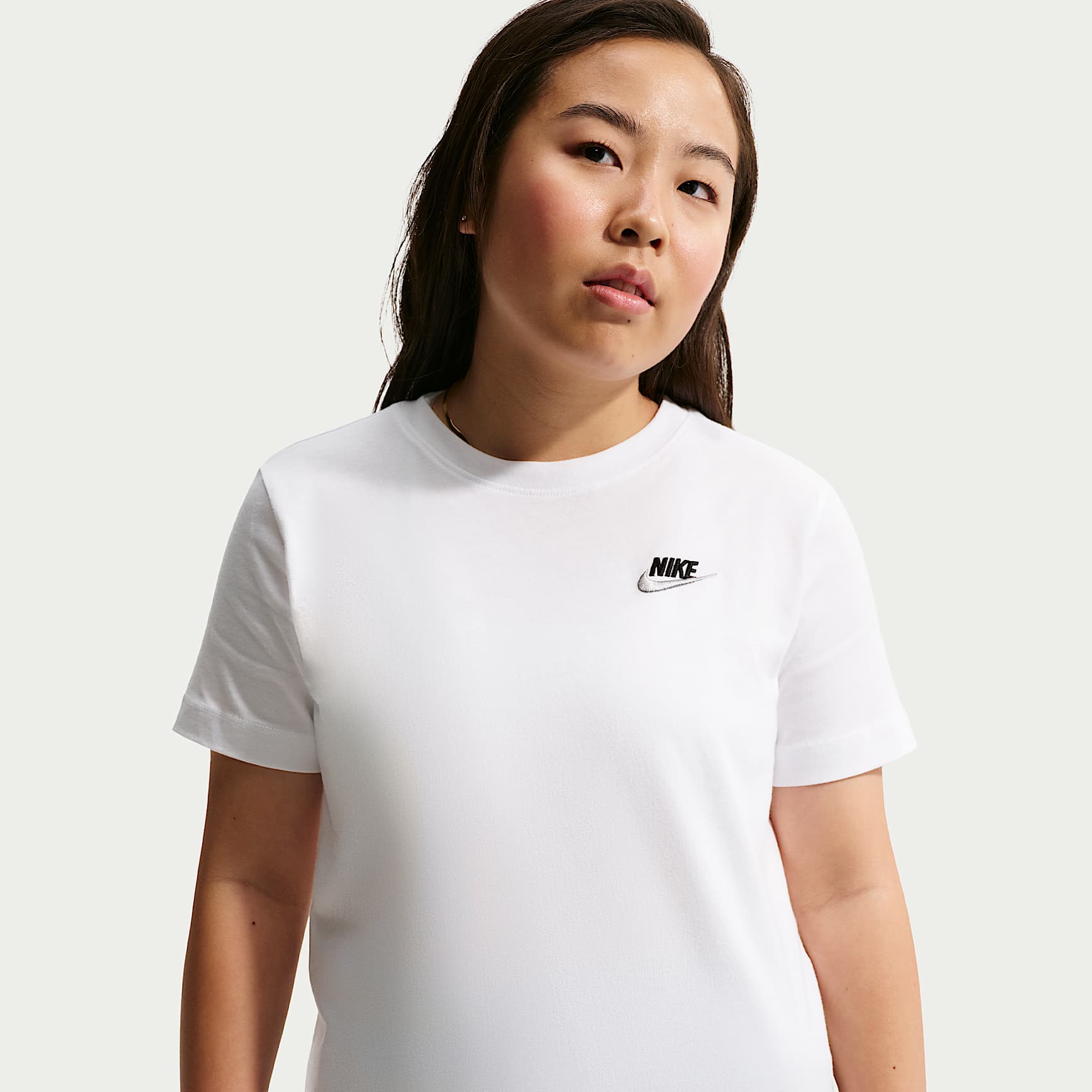 Nike Sportswear Big Kids' T-Shirt (Extended Size)