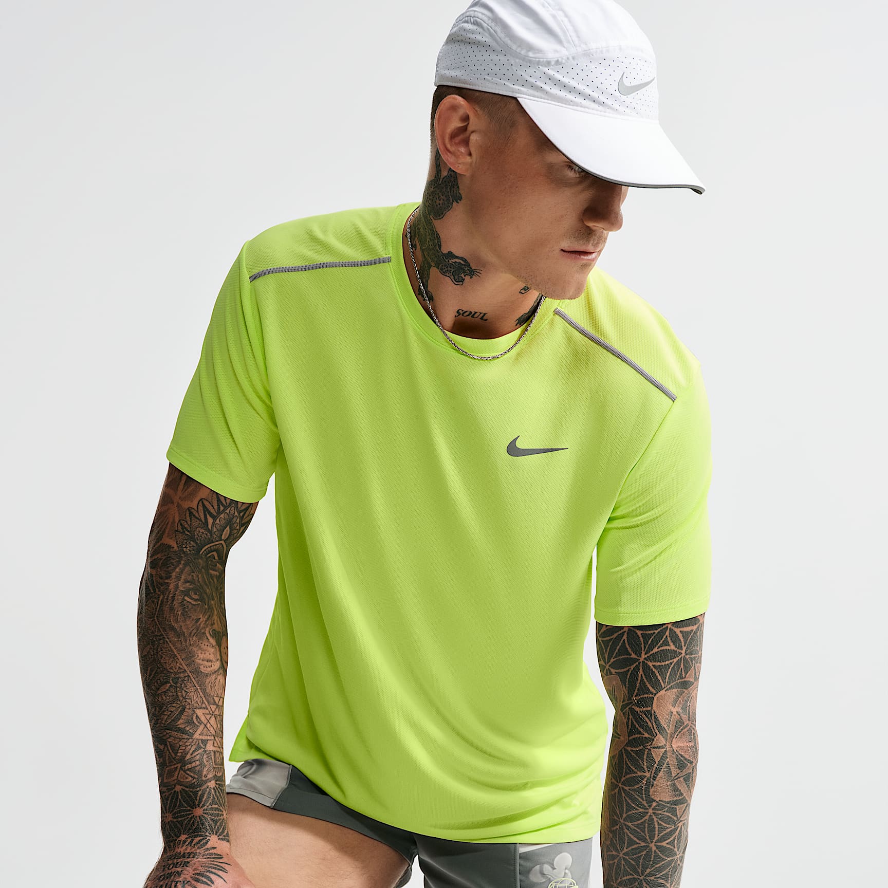 Kortärmad löpartröja Nike Miler Dri-FIT för män