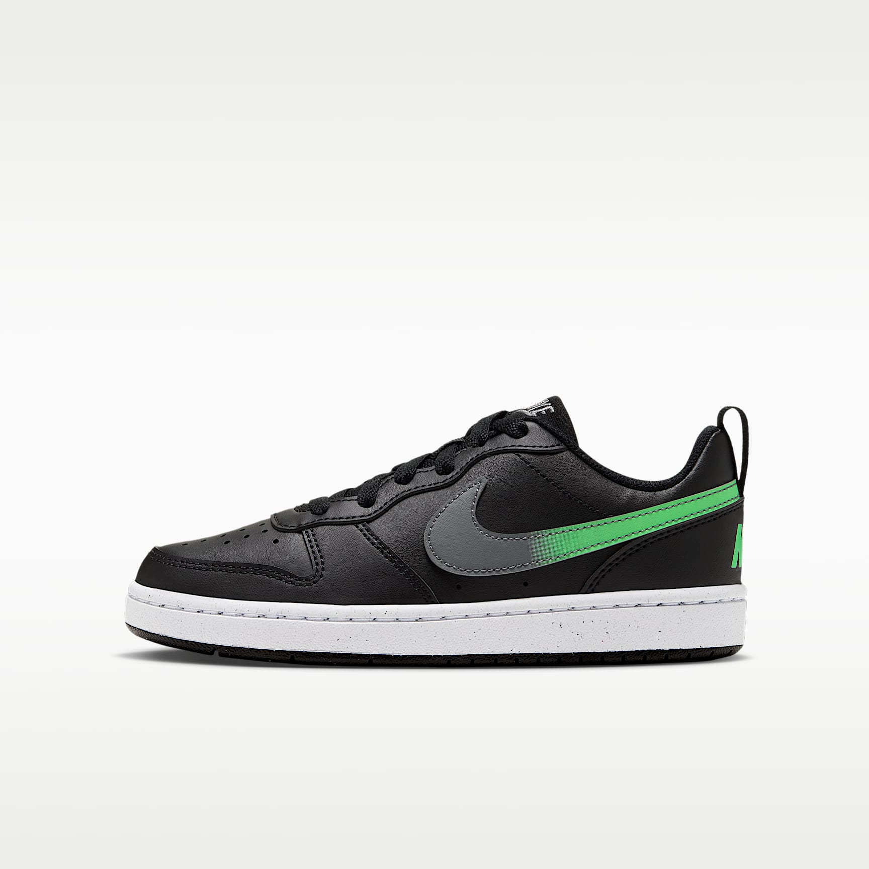 Nike Court Borough Low Older Kids' Shoes