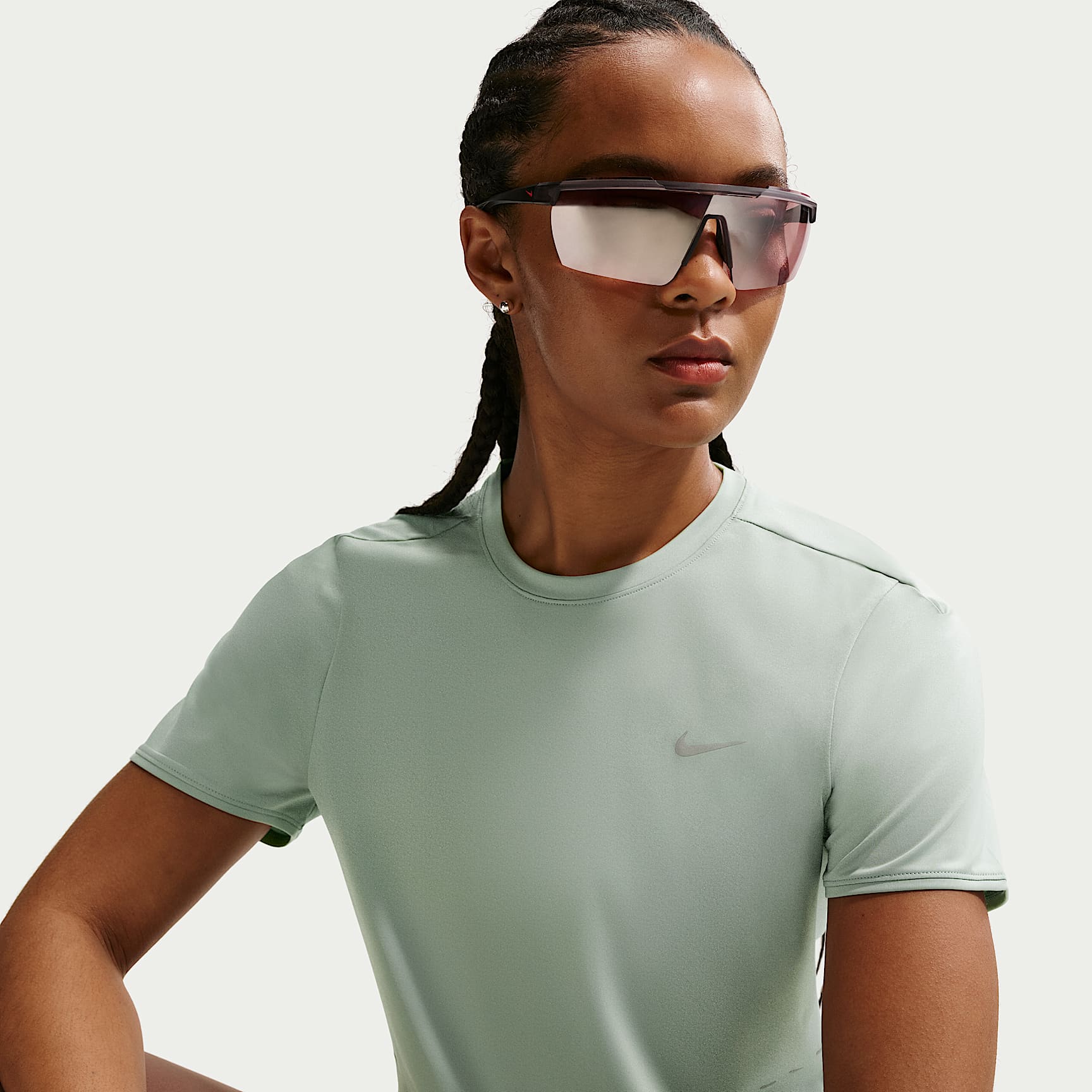 Playera de correr de manga corta Dri-FIT para mujer Nike Swift