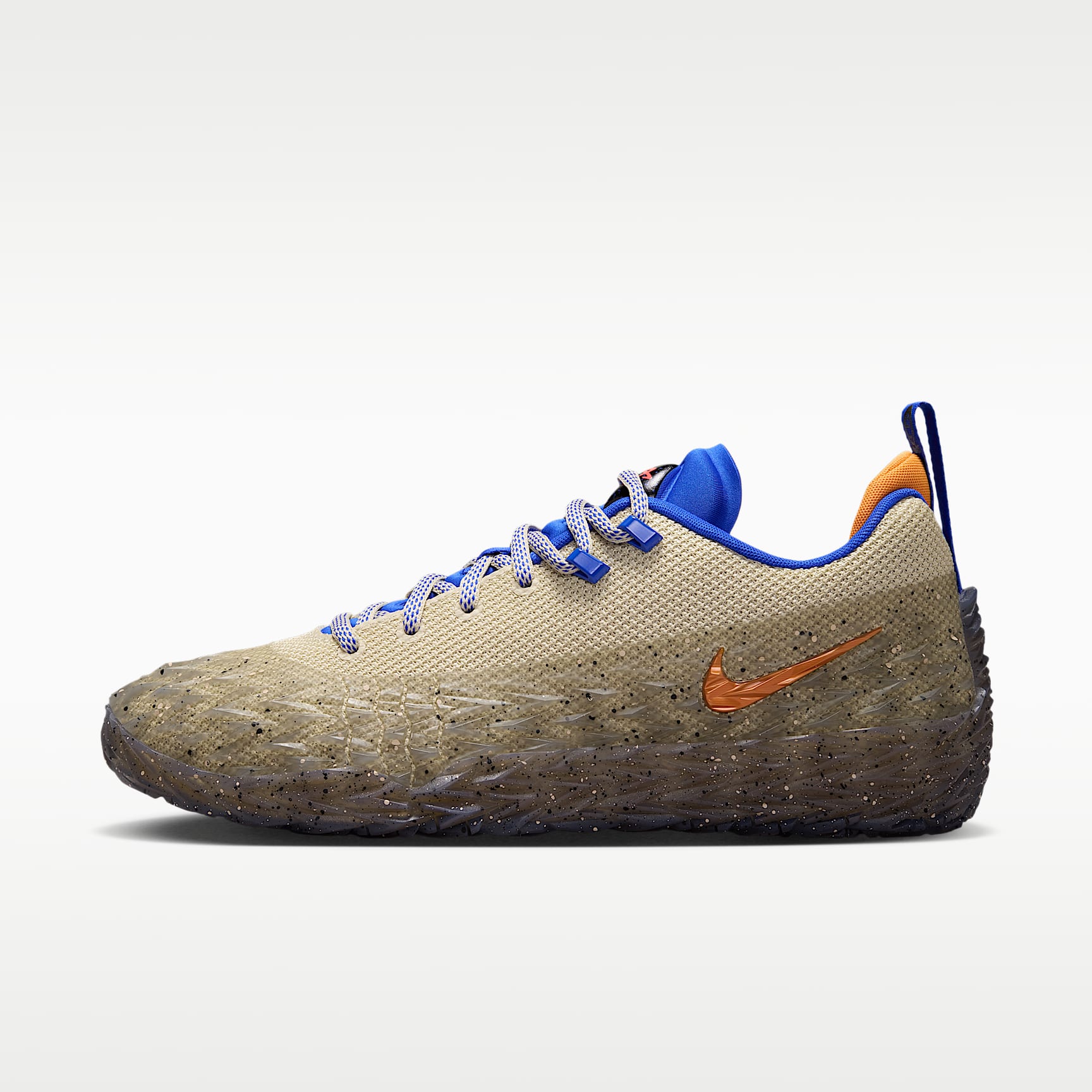 Nike S.T. Chaussure de basket Charge "Rugged"