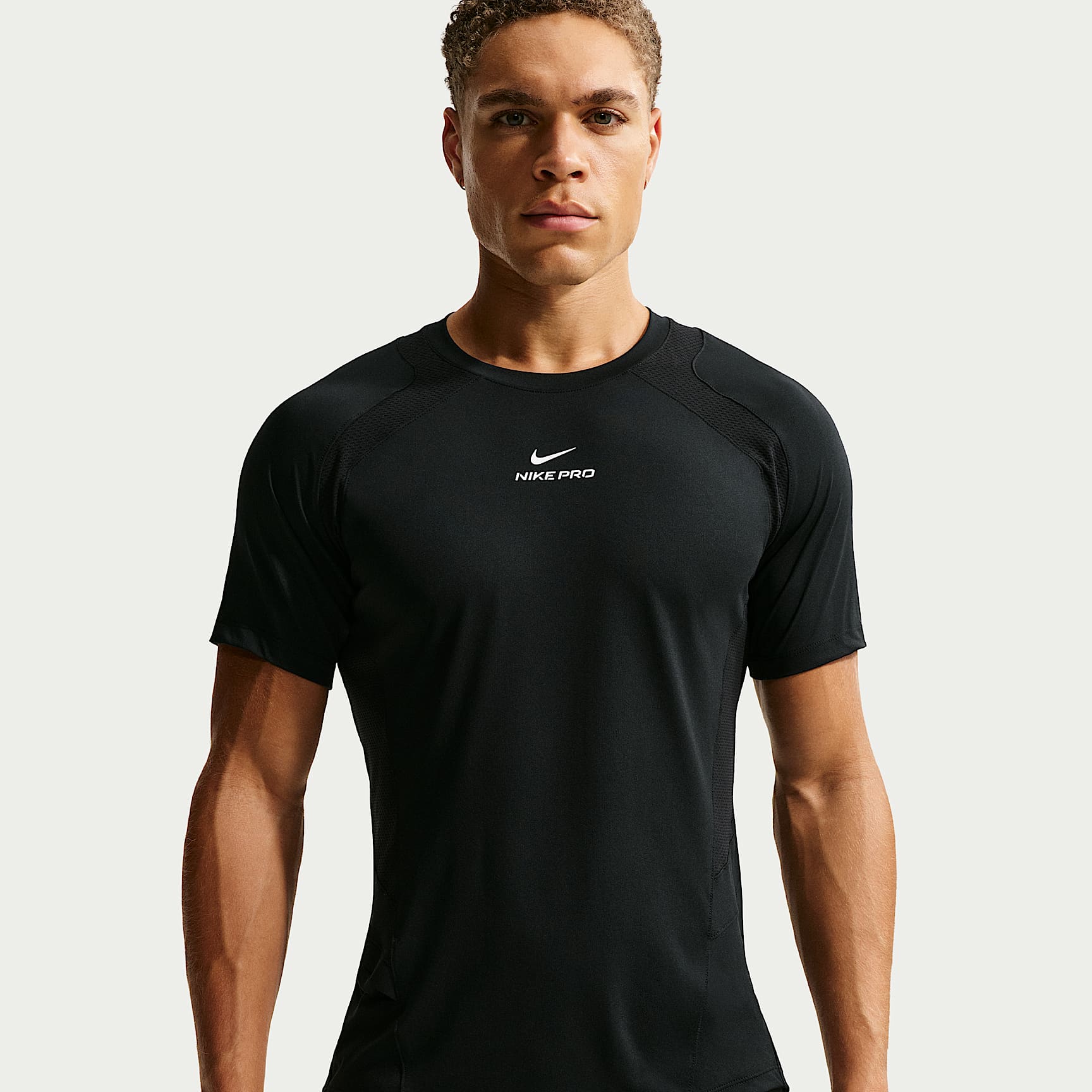 Ανδρική κοντομάνικη μπλούζα Dri-FIT ADV Nike Pro Training