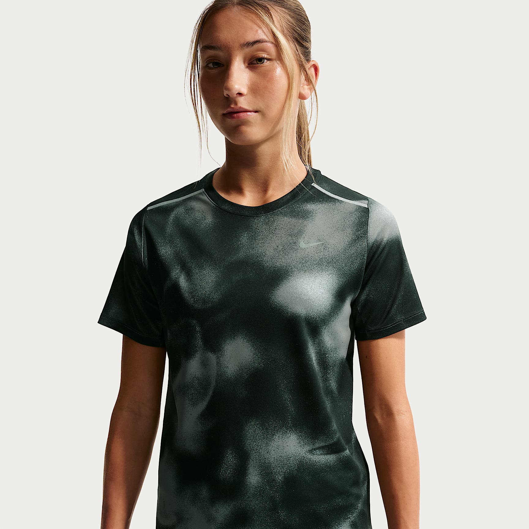 Nike Miler Kids' Dri-FIT Short-Sleeve Running Top