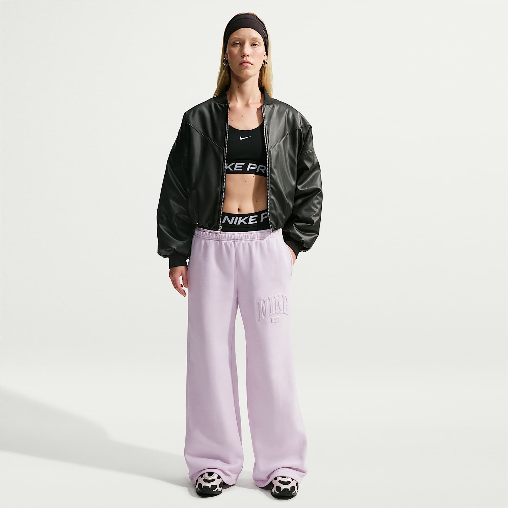 Nike Studio Fleece Medium Weight Women's Mid-Rise Wide-Leg Trousers