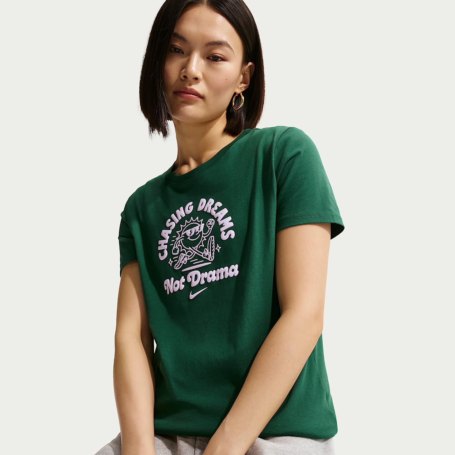 Nike Sportswear Club 女款短袖 T 恤