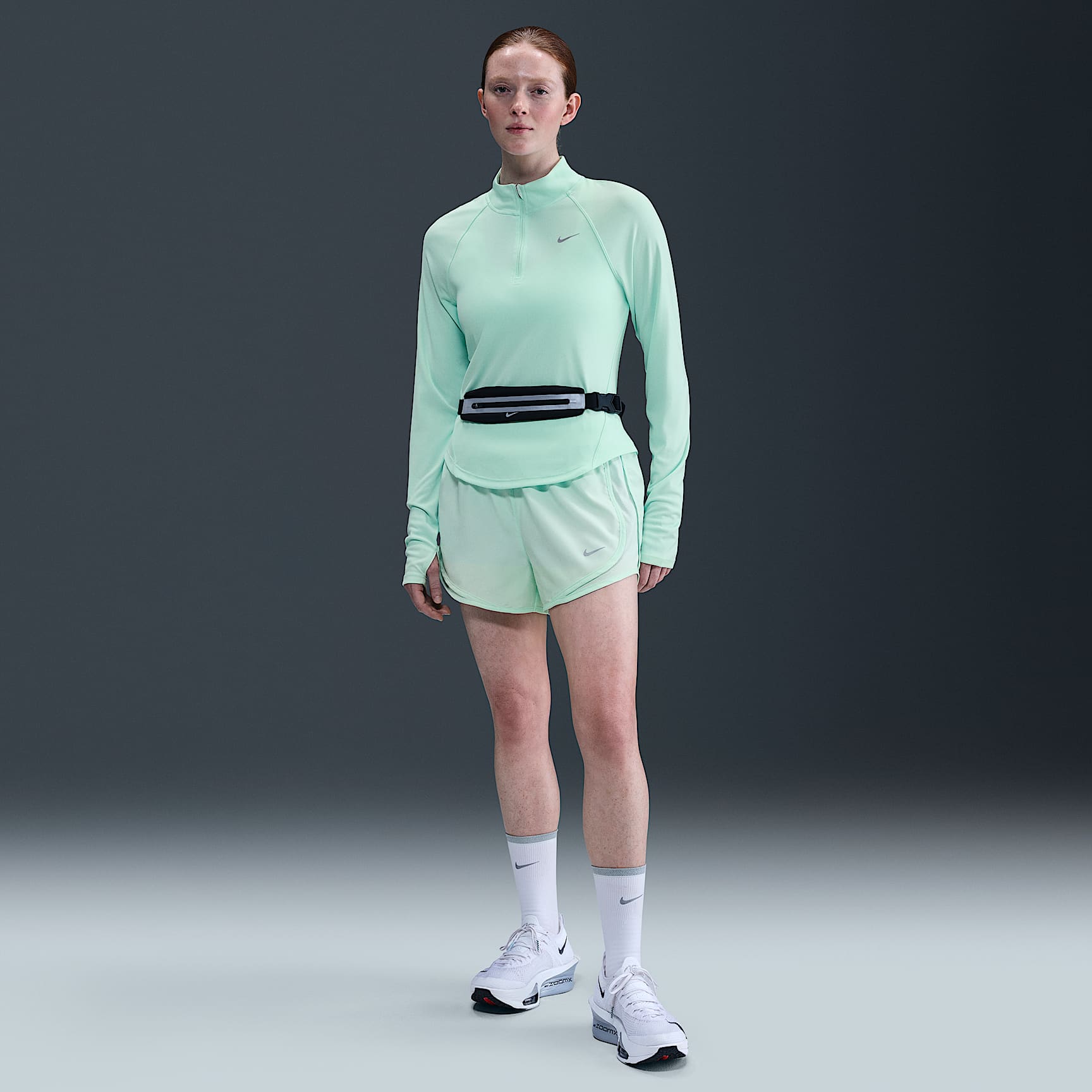 Shorts de correr Dri-FIT de tiro medio con forro de ropa interior para mujer Nike Tempo