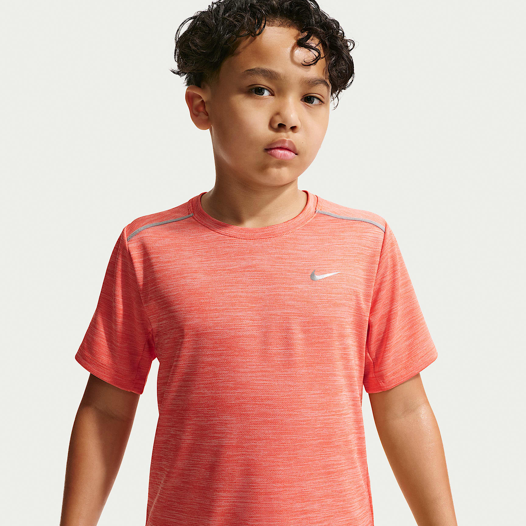Nike Miler Older Kids' Dri-FIT Short-Sleeve Top