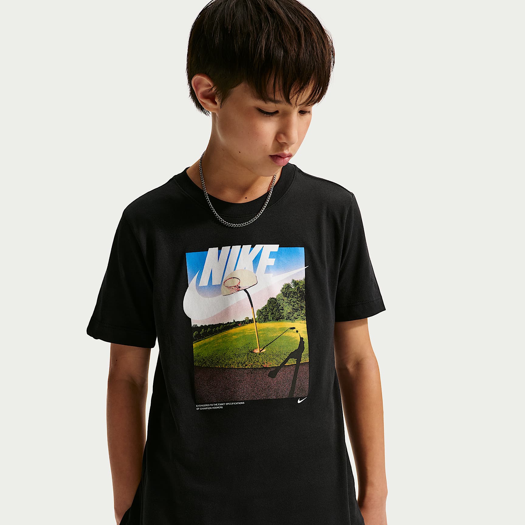 Nike Sportswear Older Kids' T-Shirt